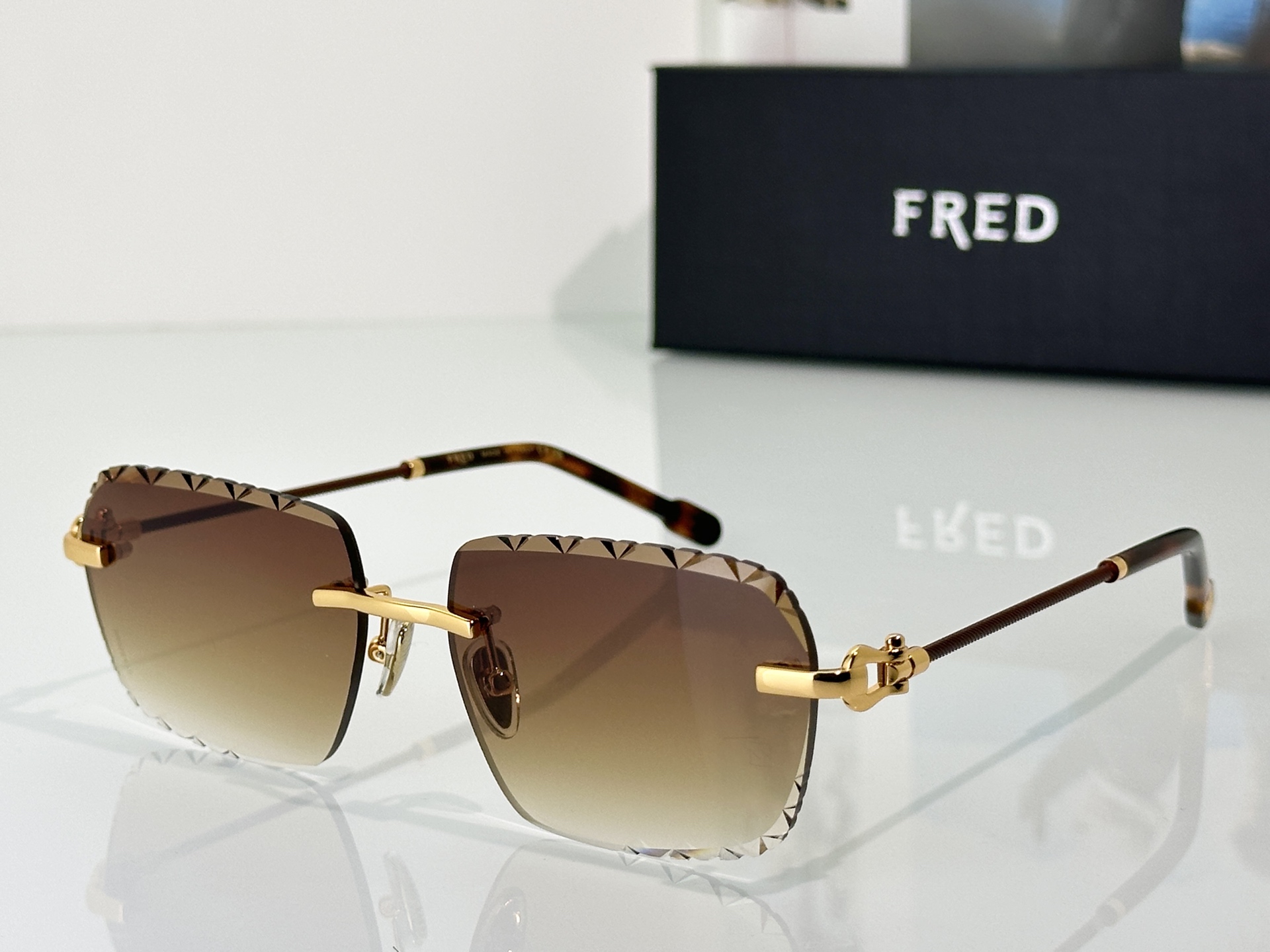 Designer Sunglasses FG5741SU