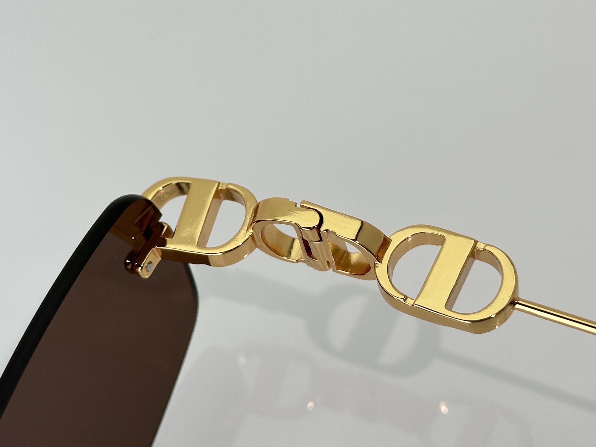 Designer Sunglasses S4U