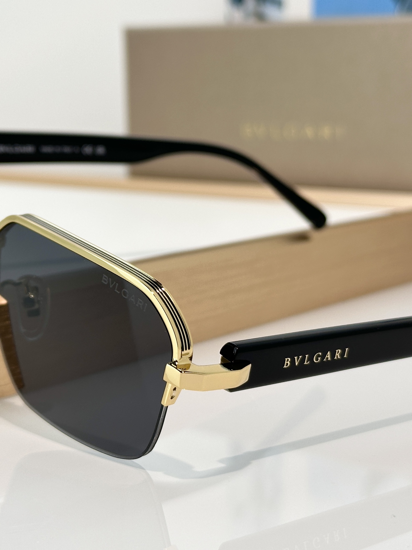 Bvlgari Sunglasses BV40089U