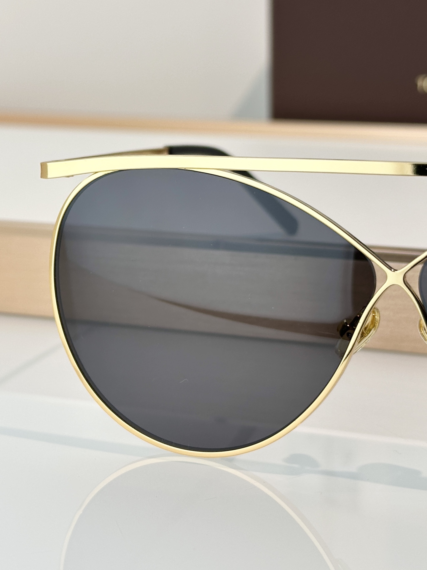 Designer Sunglasses TF0761