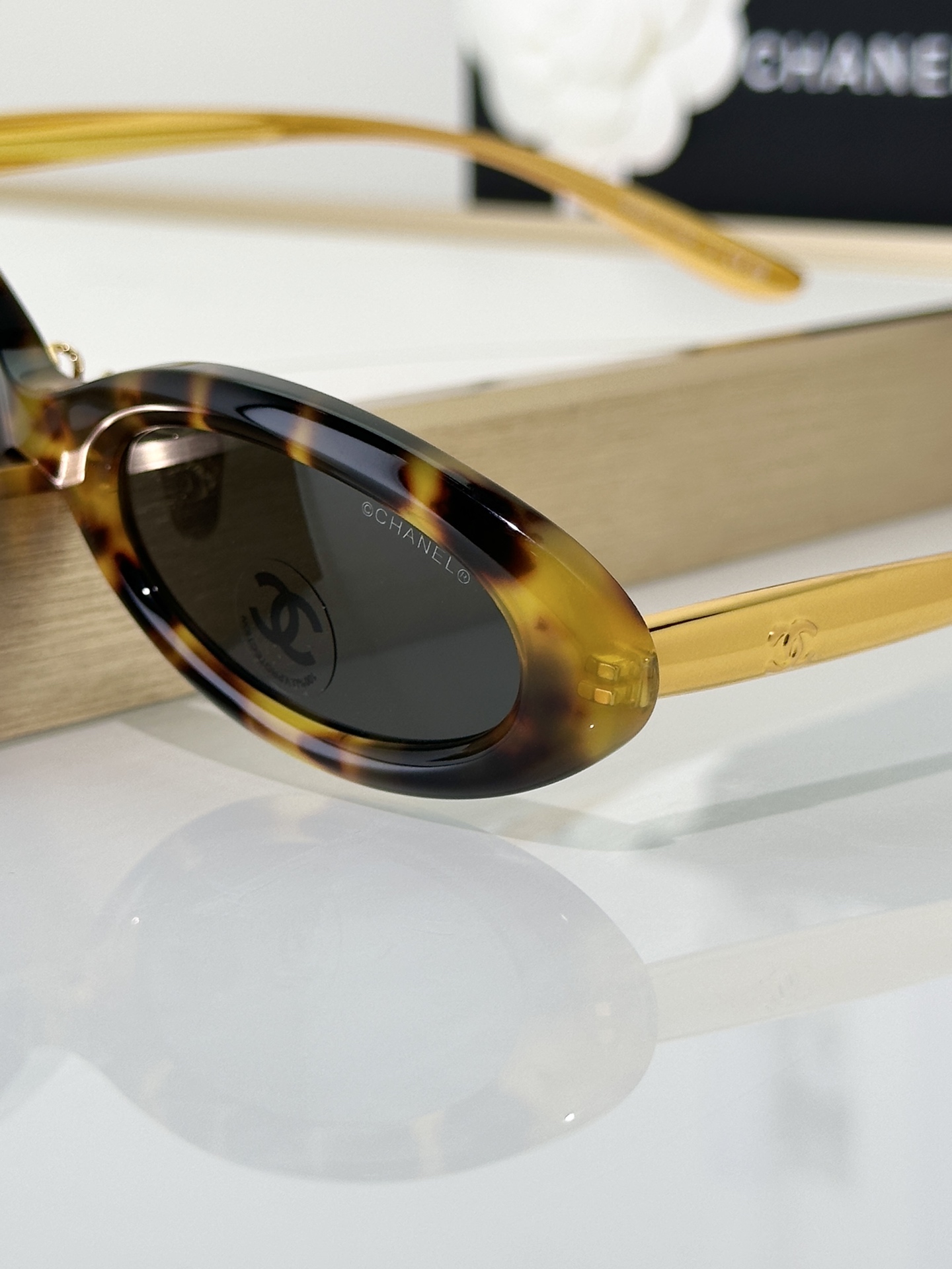 Chanel Sunglasses CH9209