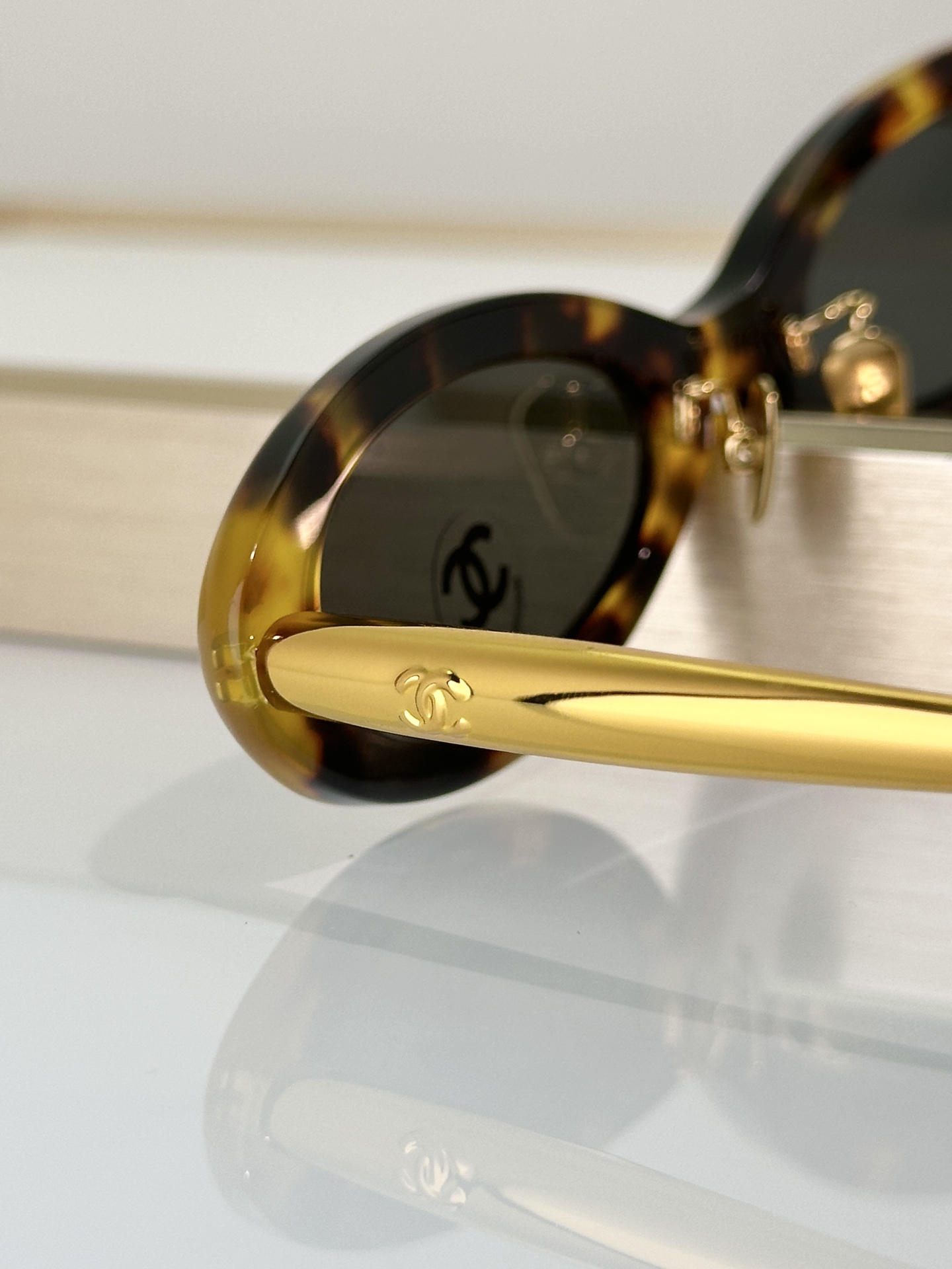 Chanel Sunglasses CH9209