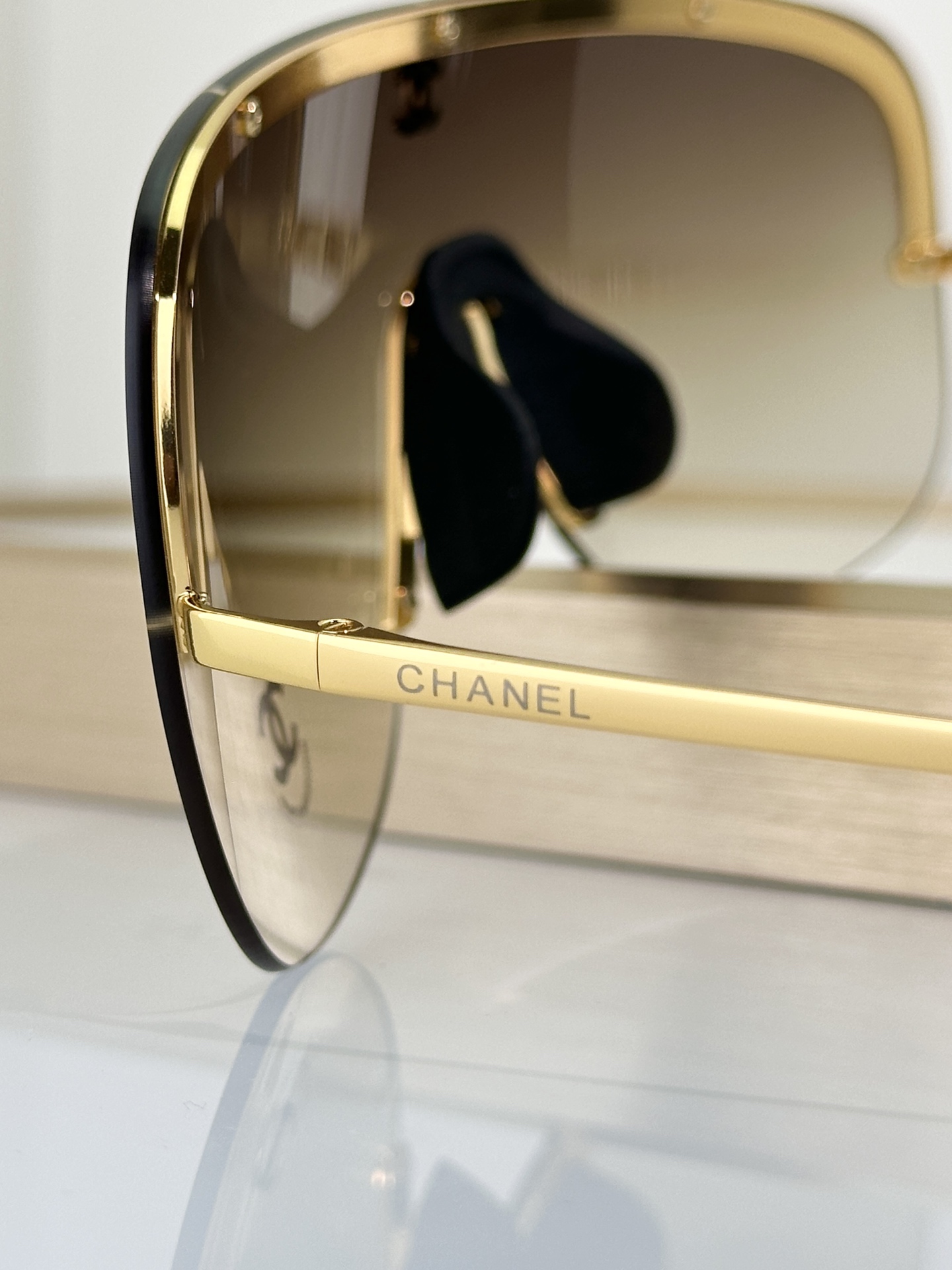 Chanel Sunglasses CH9590