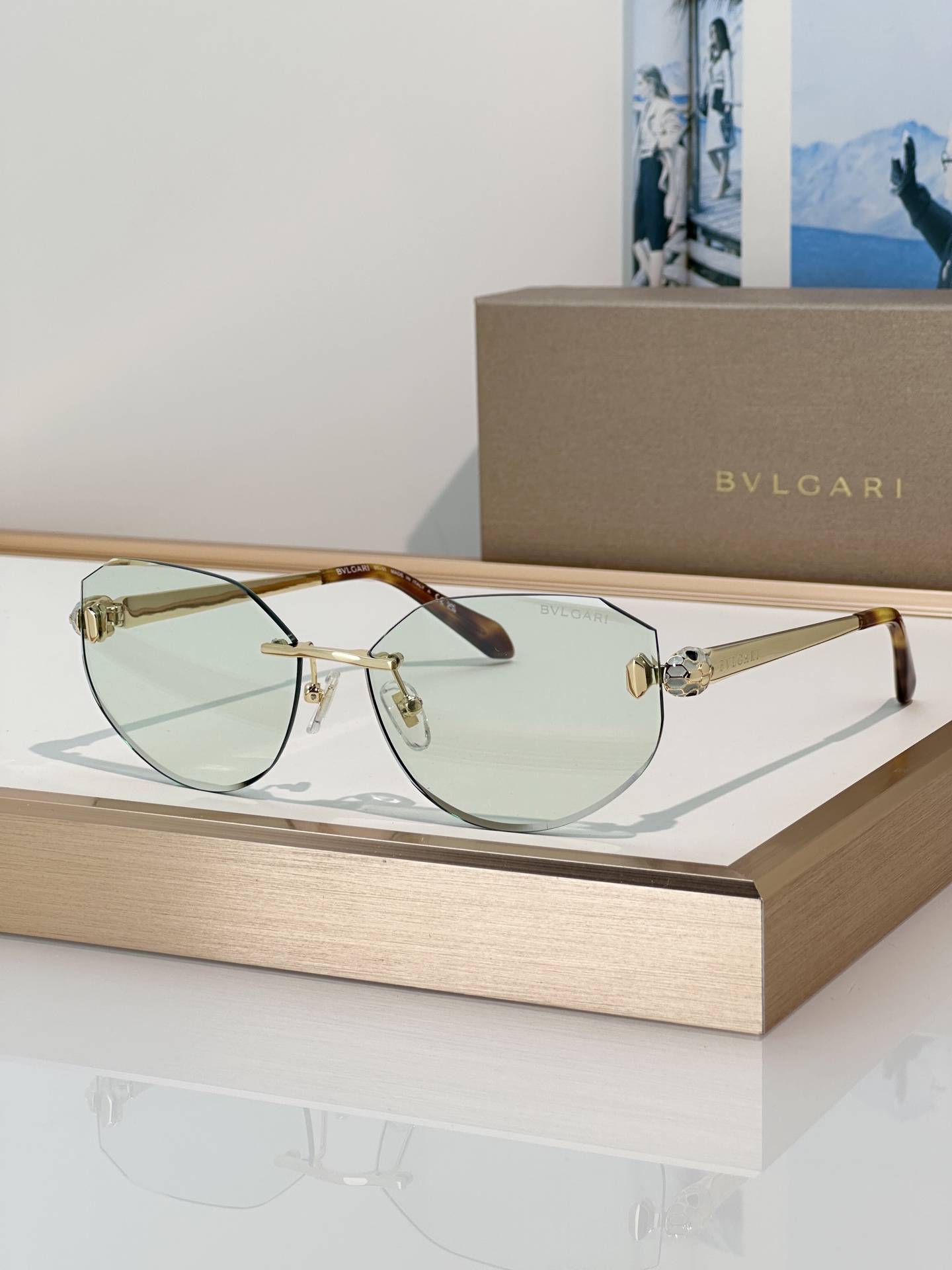 Bvlgari Sunglasses BV40059U