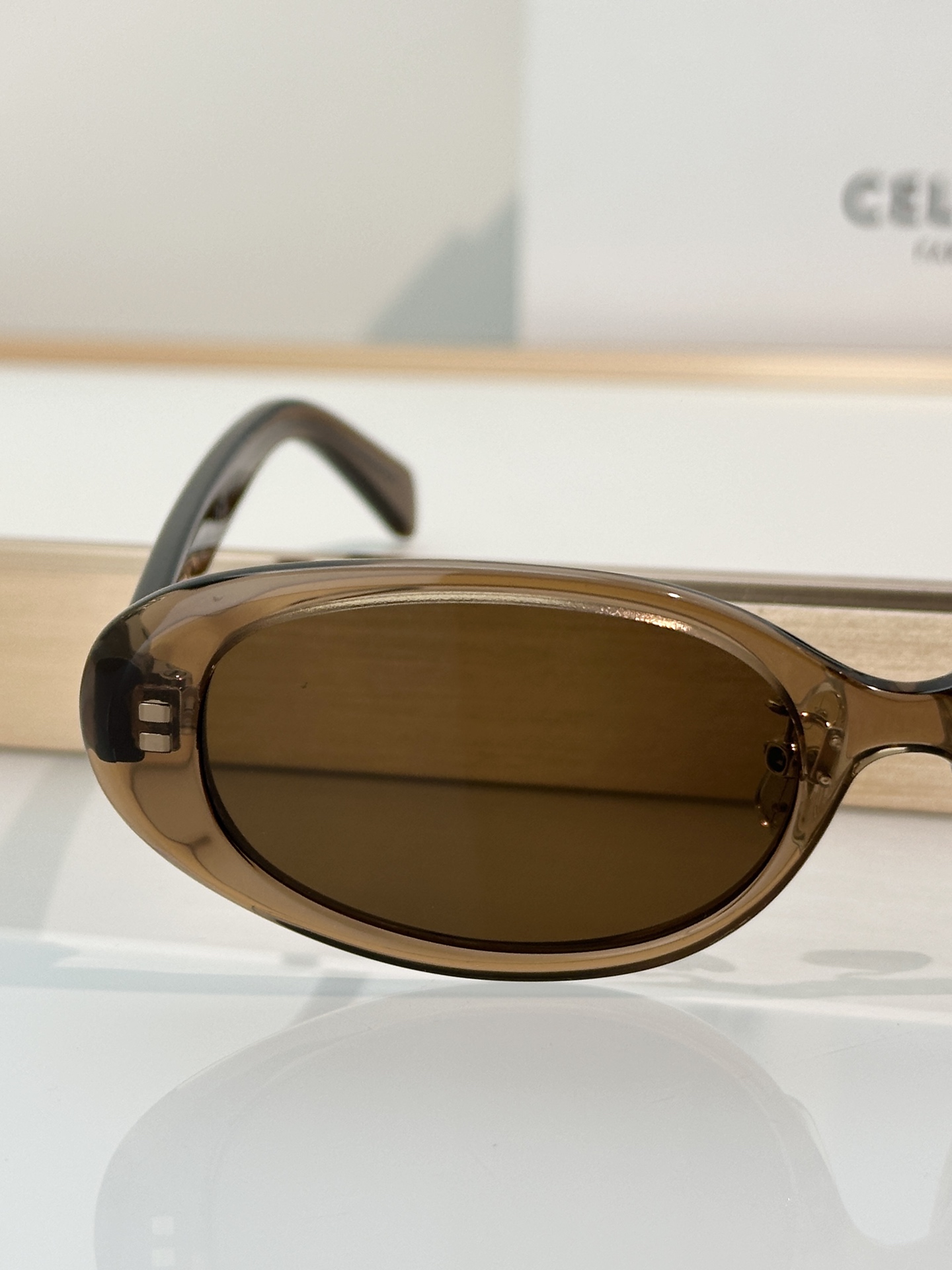 Designer Sunglasses CL50180F