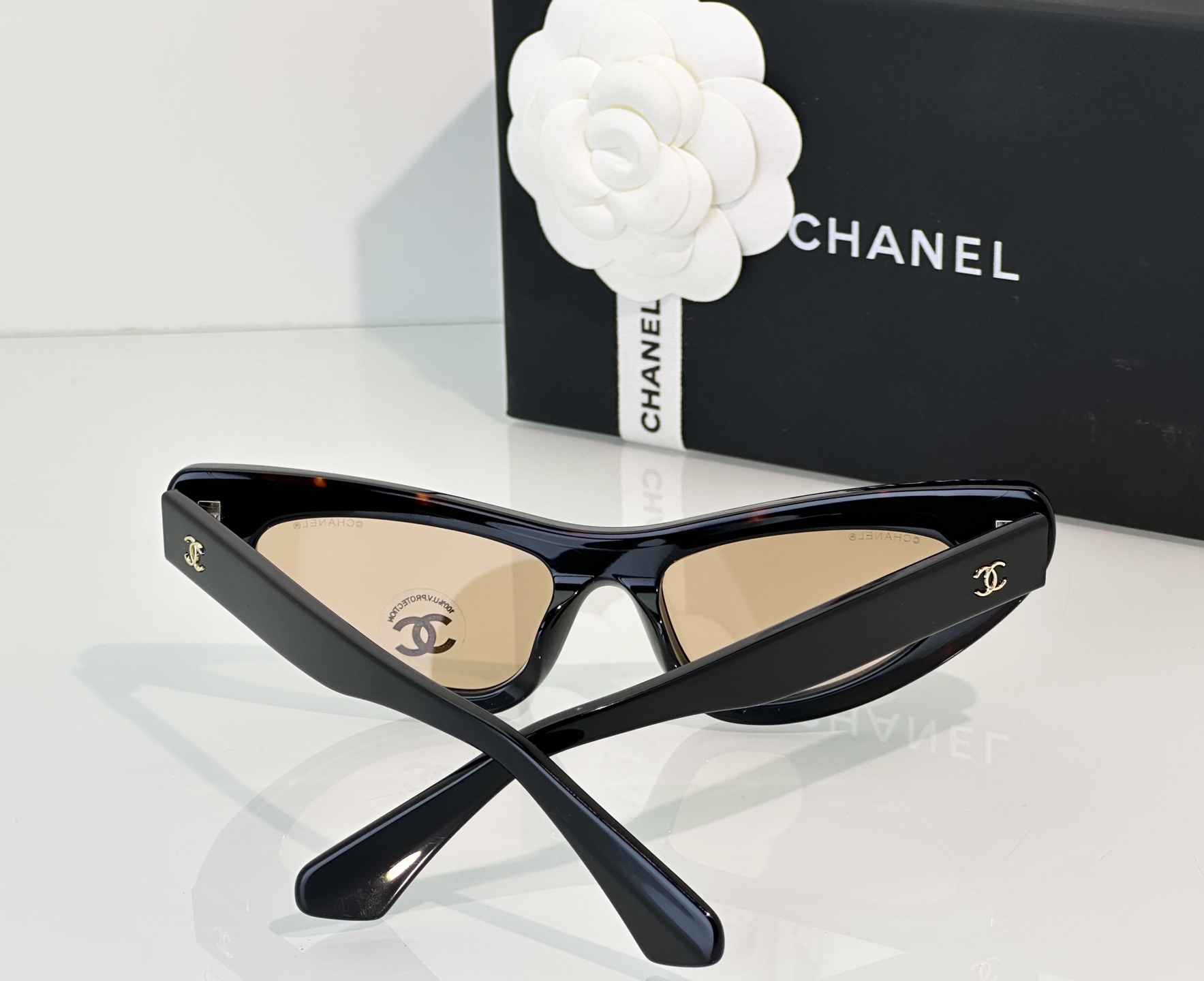 Chanel Sunglasses CH9203