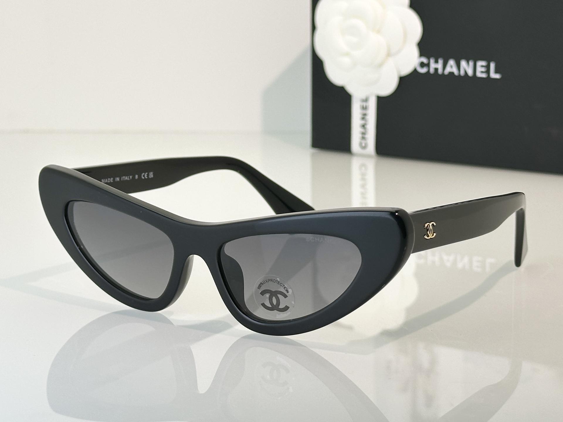 Chanel Sunglasses CH9203