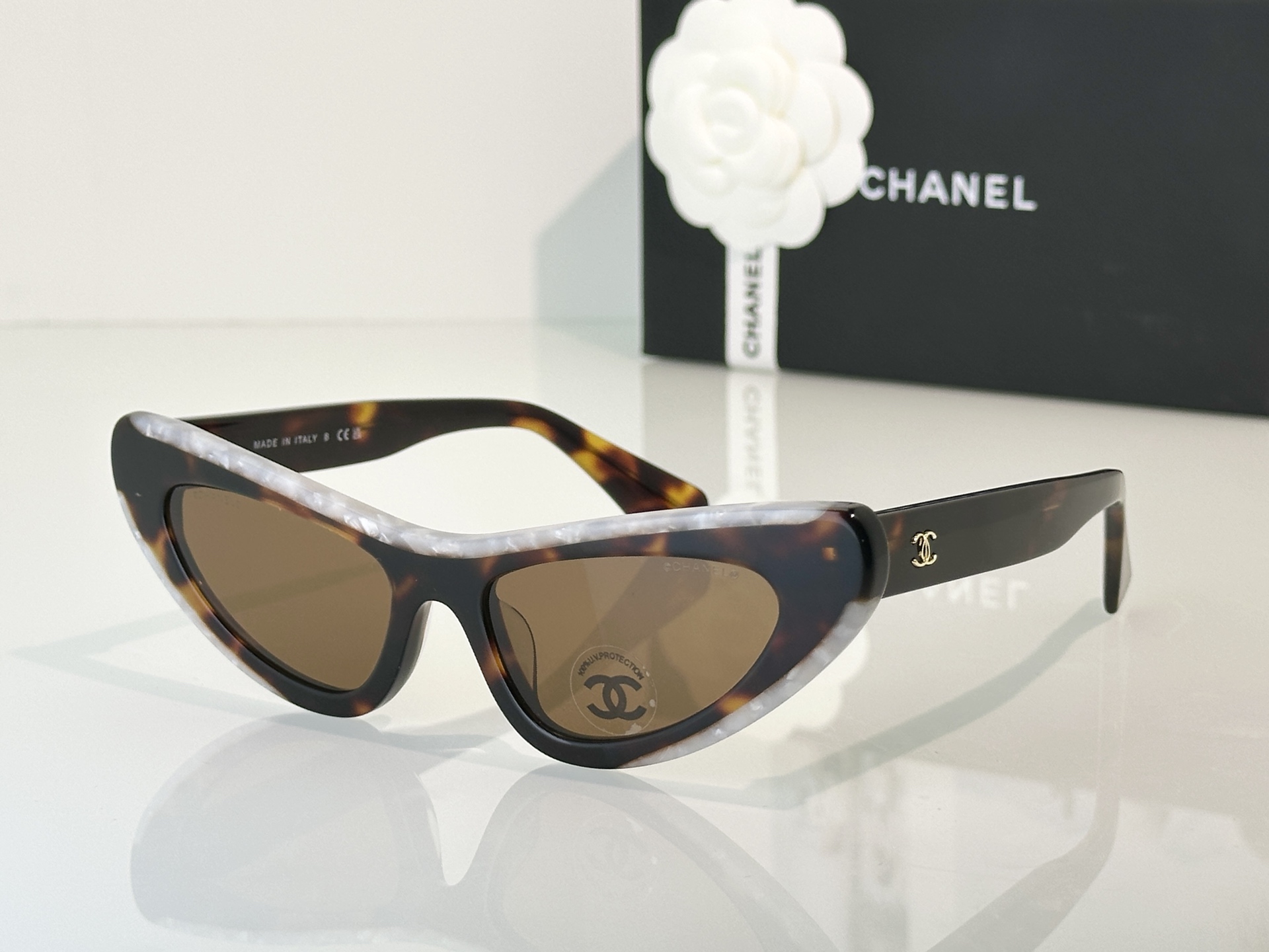 Chanel Sunglasses CH9203