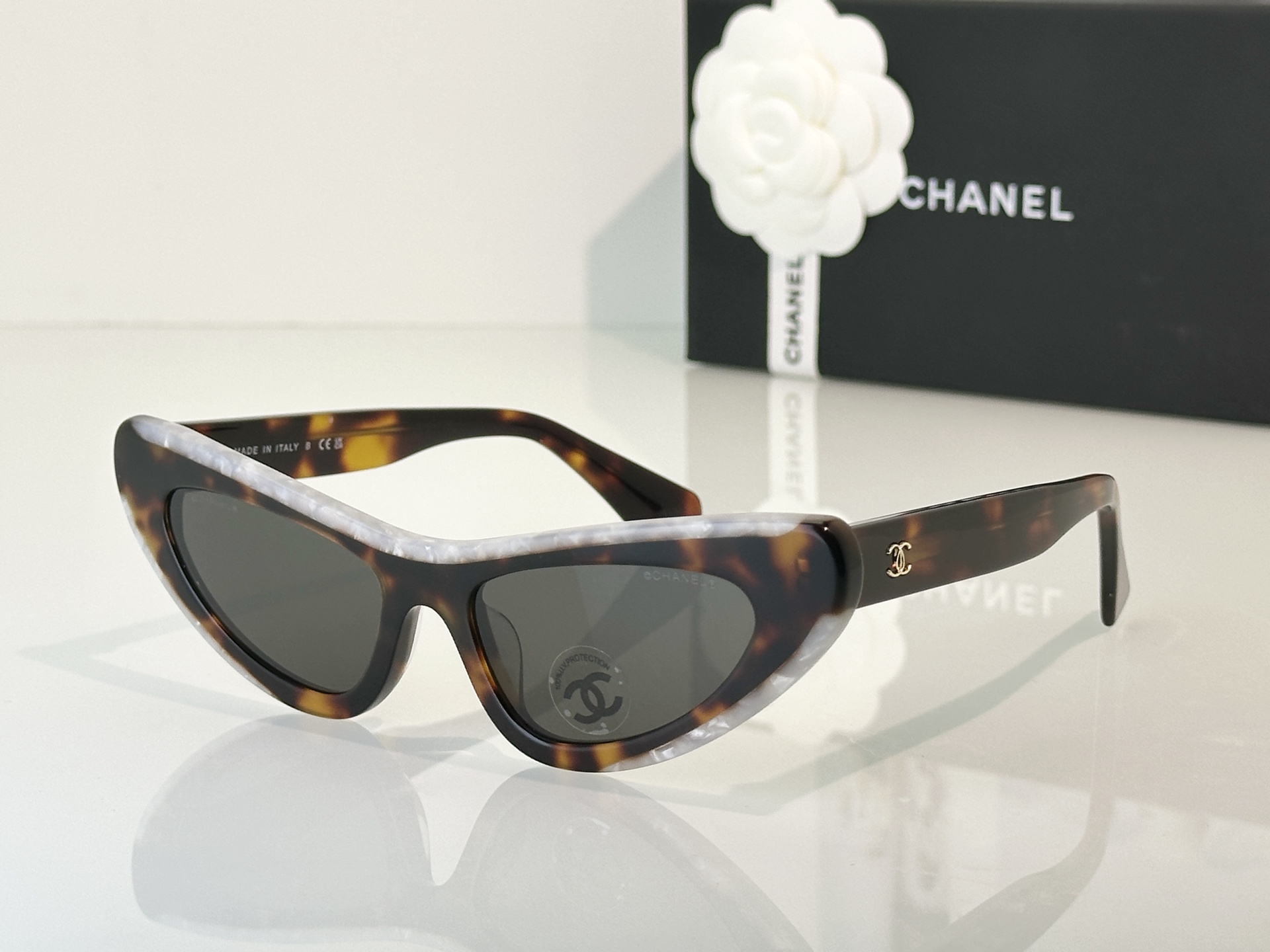 Chanel Sunglasses CH9203