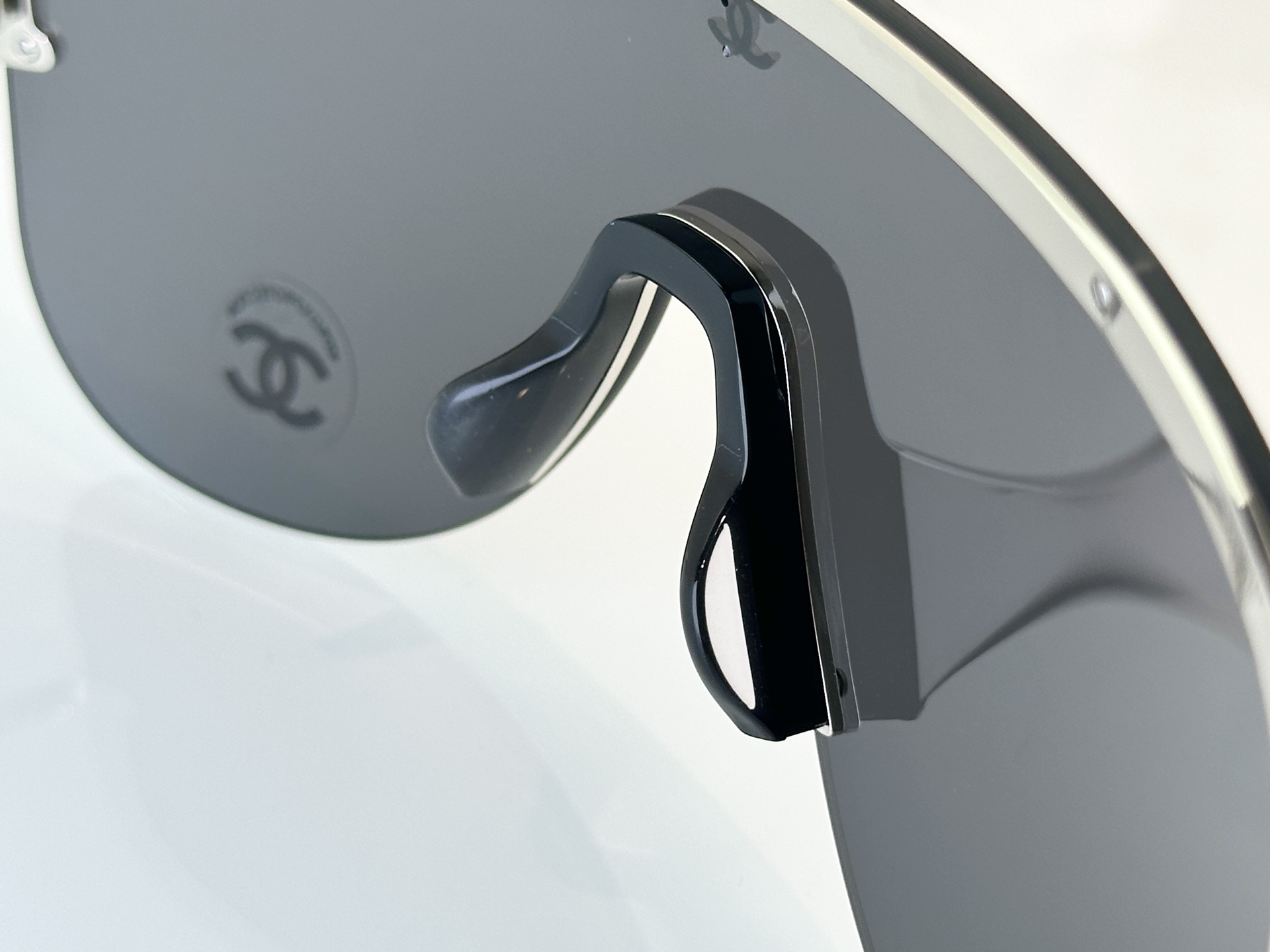 Chanel Sunglasses CH9590