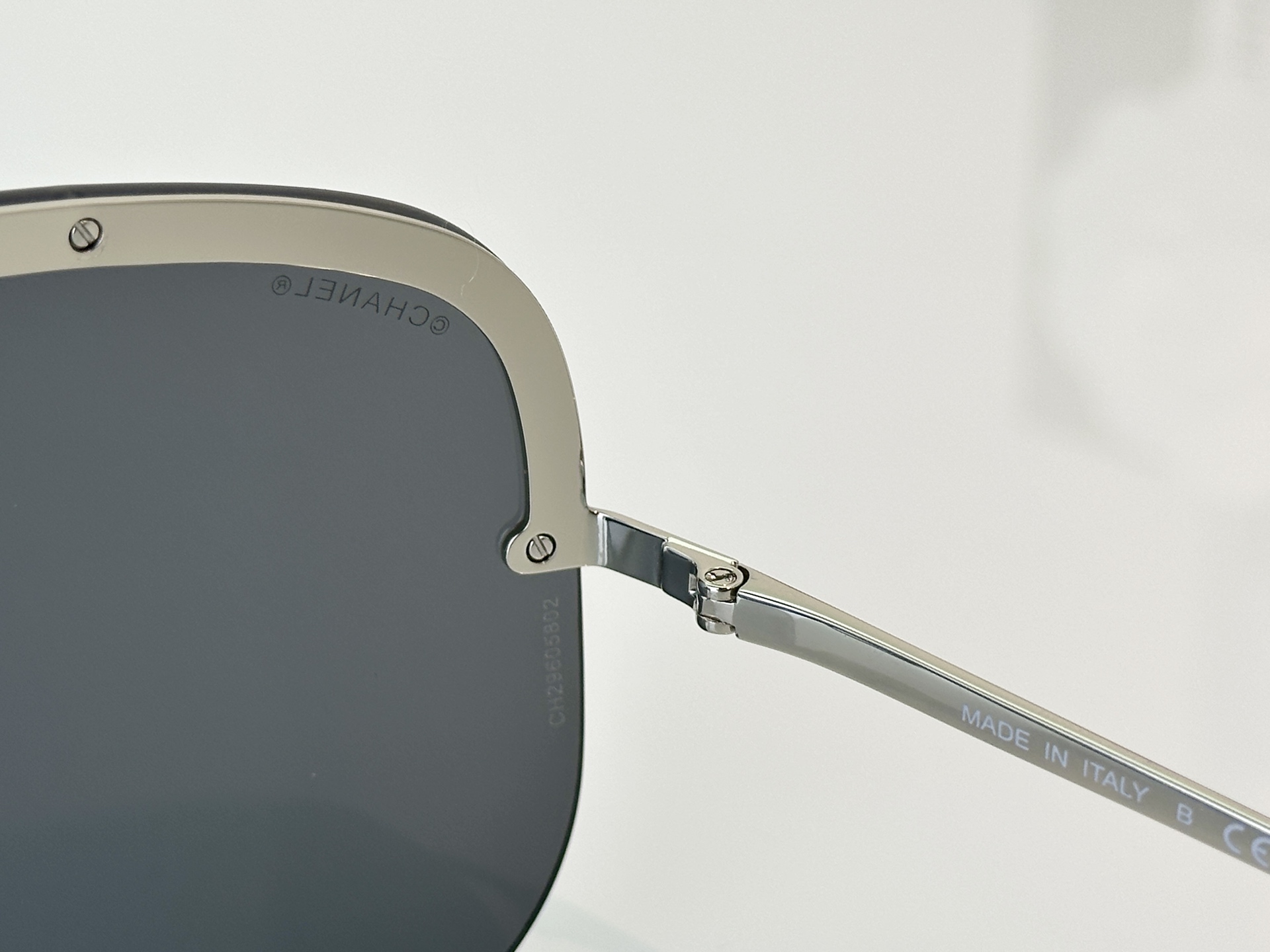 Chanel Sunglasses CH9590