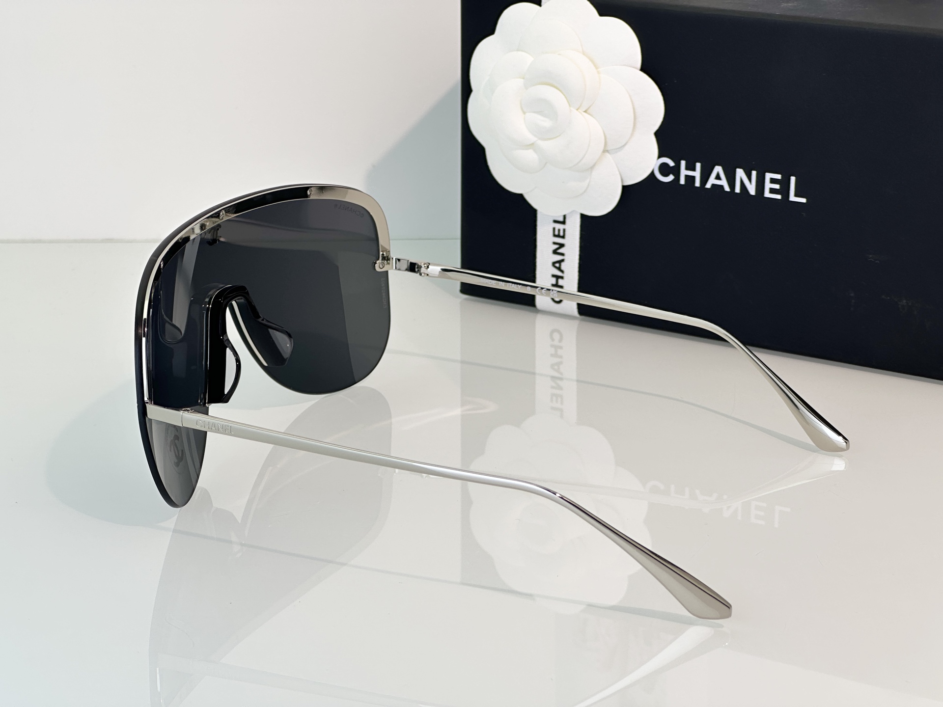 Chanel Sunglasses CH9590