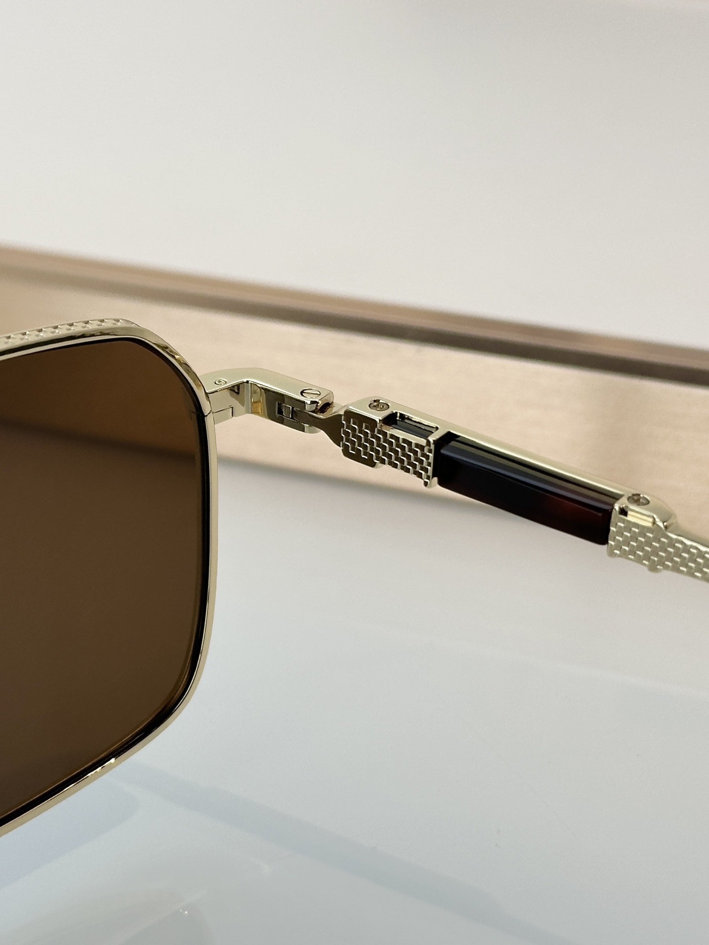 Designer Sunglasses SCHL31