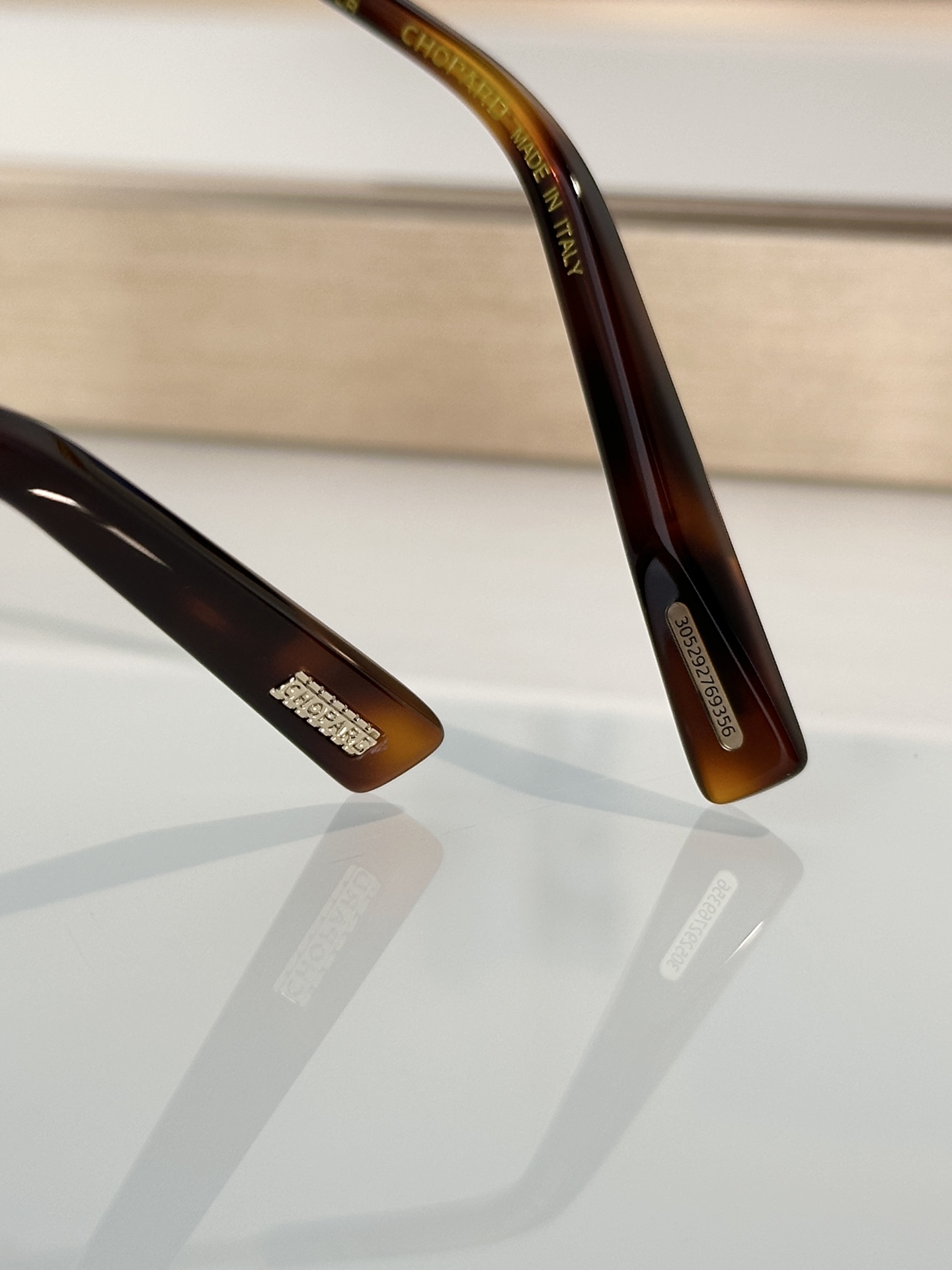 Designer Sunglasses SCHL31V