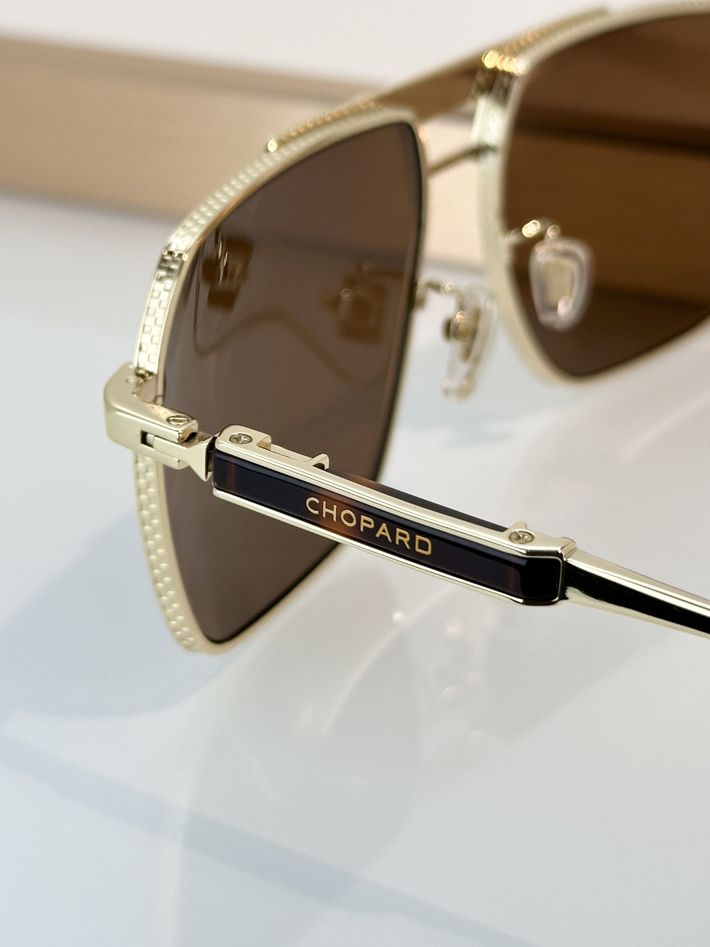Designer Sunglasses SCHL31V