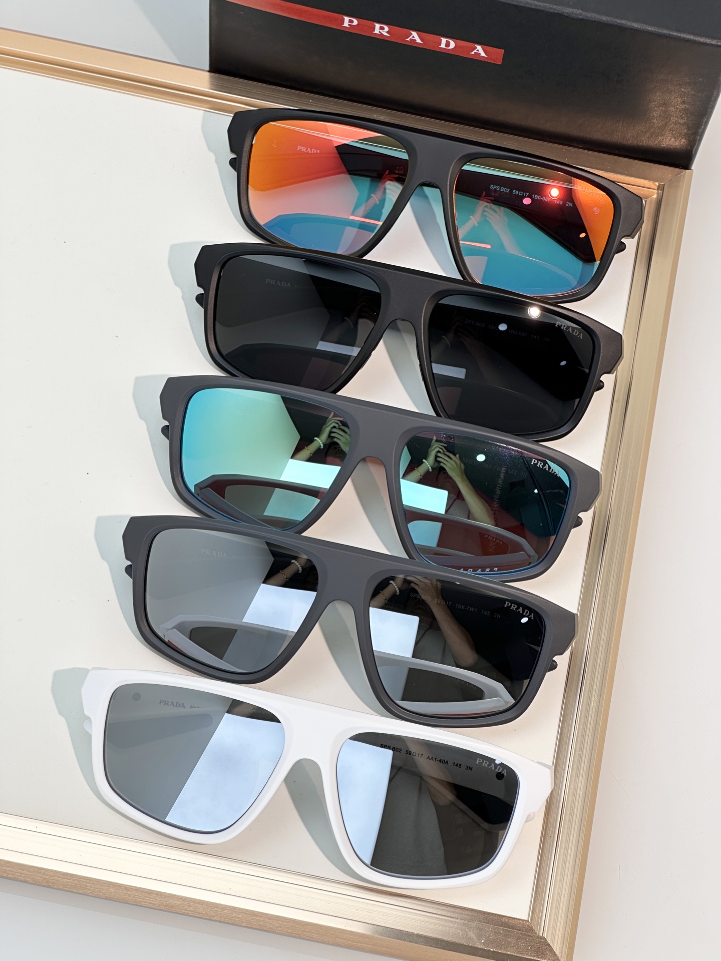 Designer Sunglasses SPS