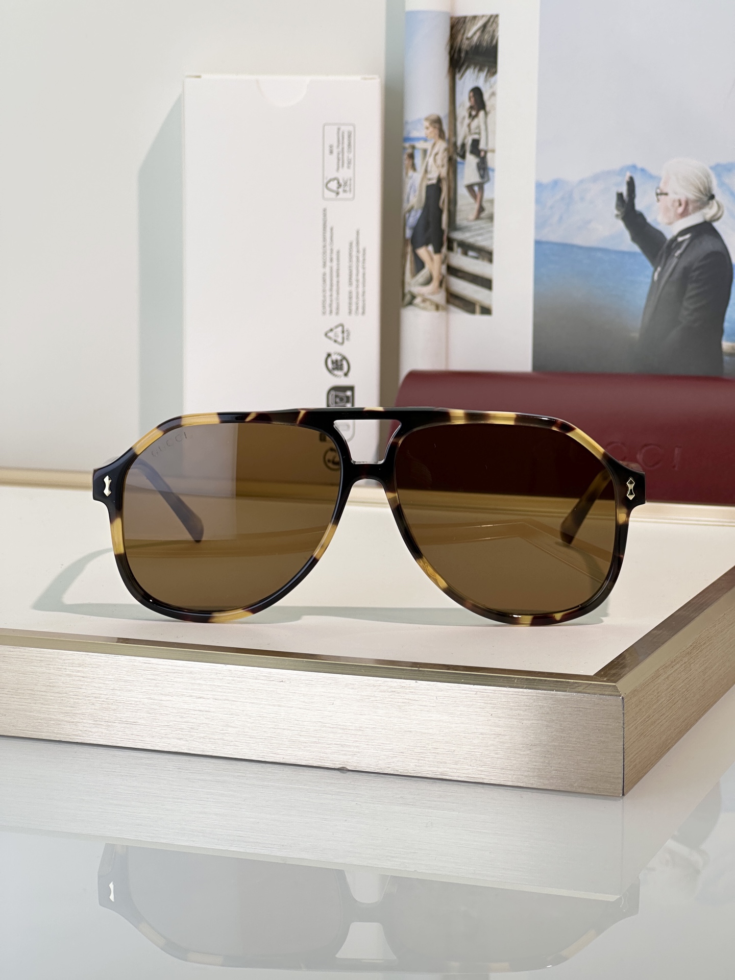 Gucci Sunglasses GG1042S
