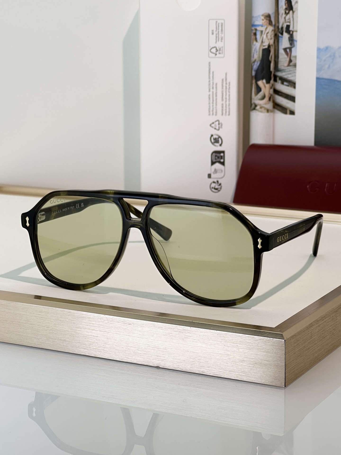 Gucci Sunglasses GG1042S