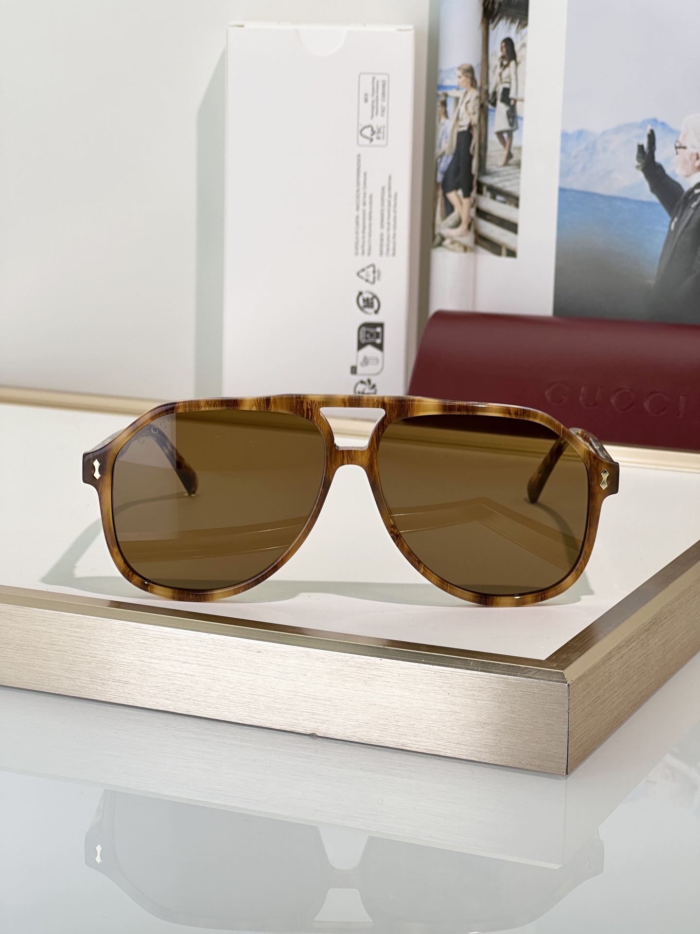 Gucci Sunglasses GG1042S