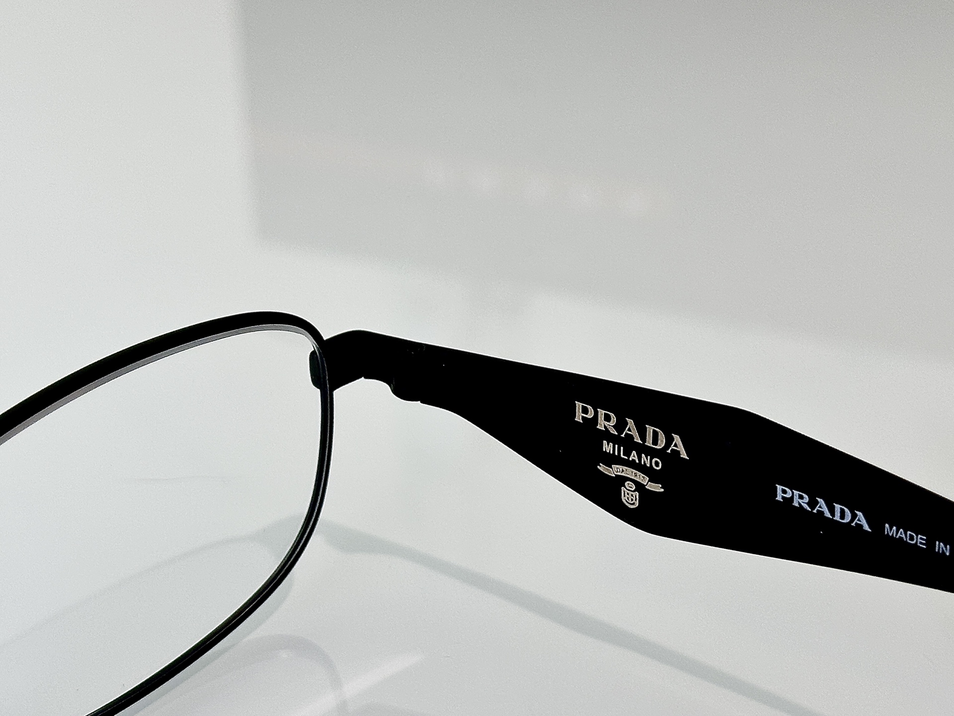 Prada Sunglasses PRD51S