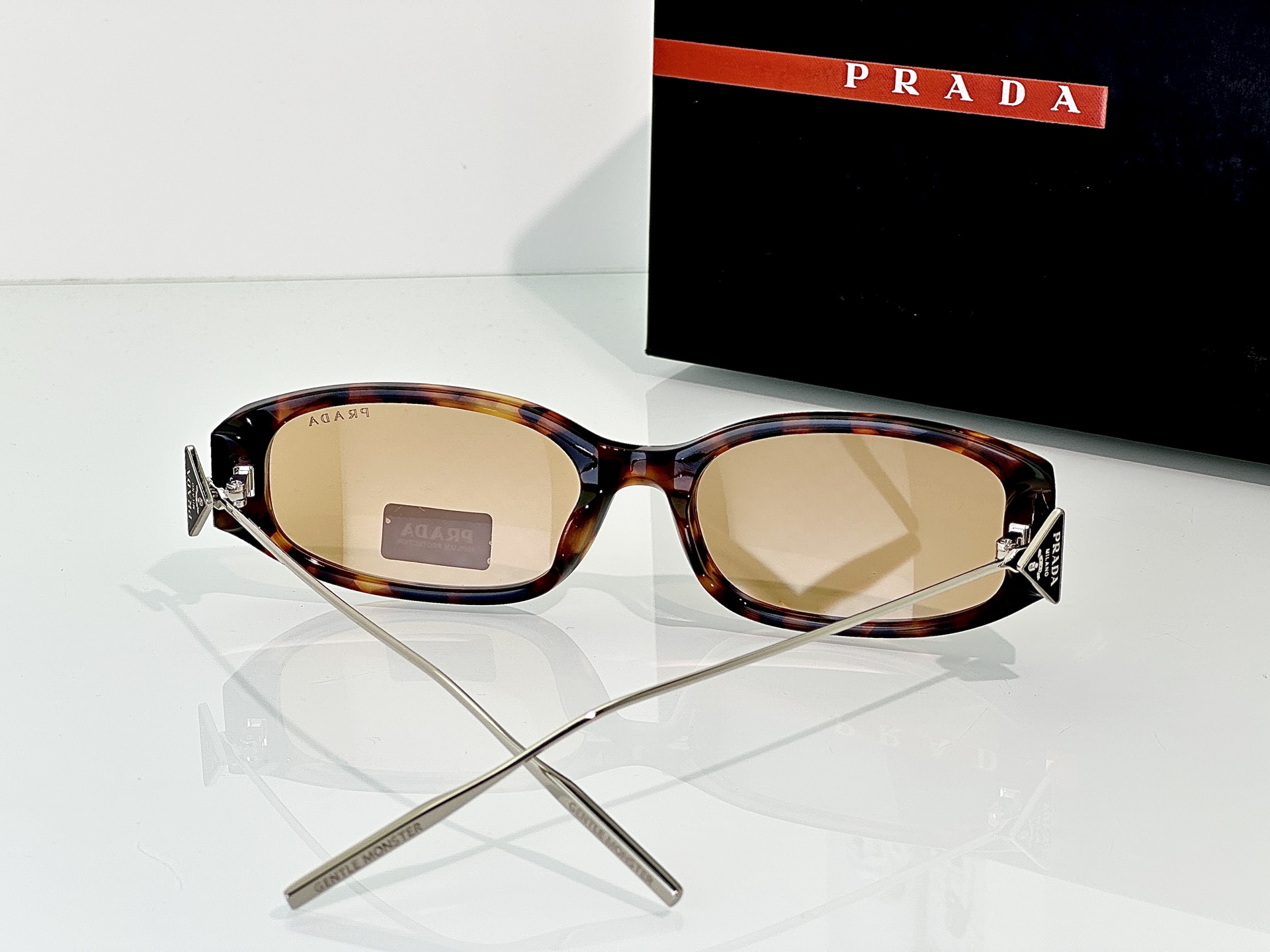Prada Sunglasses PRD25S