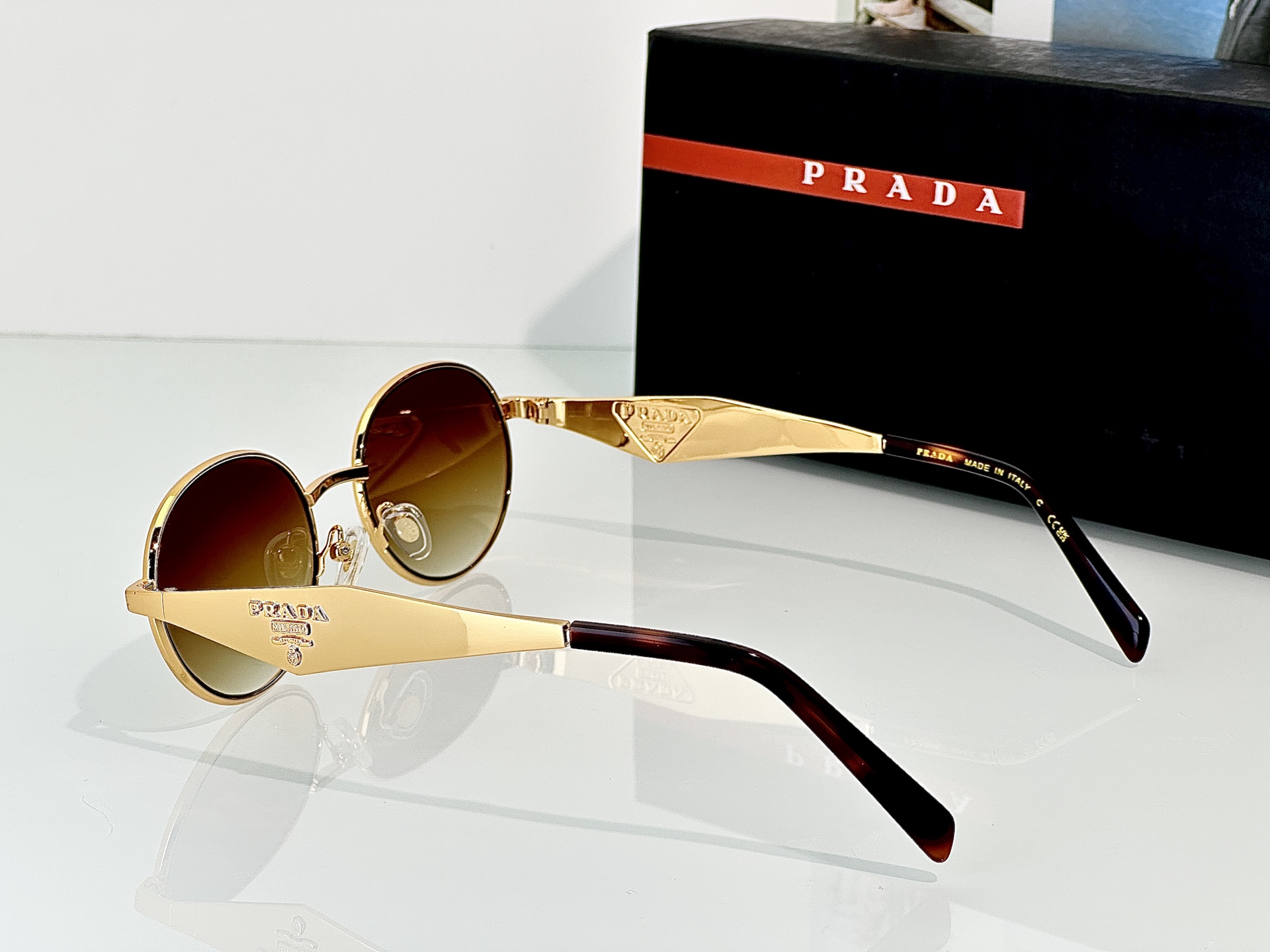 Prada Sunglasses PRD52S
