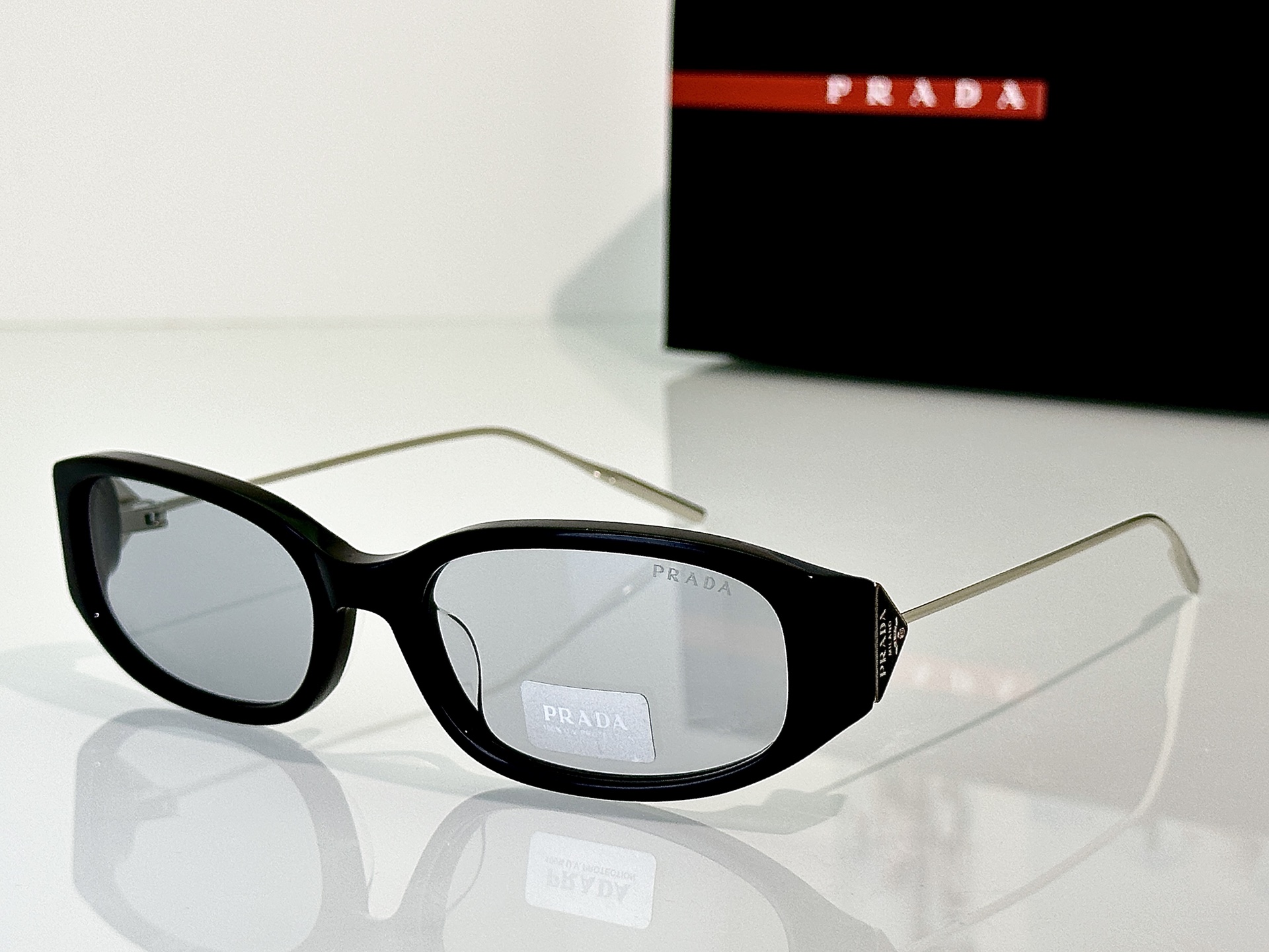 Prada Sunglasses PRD25S