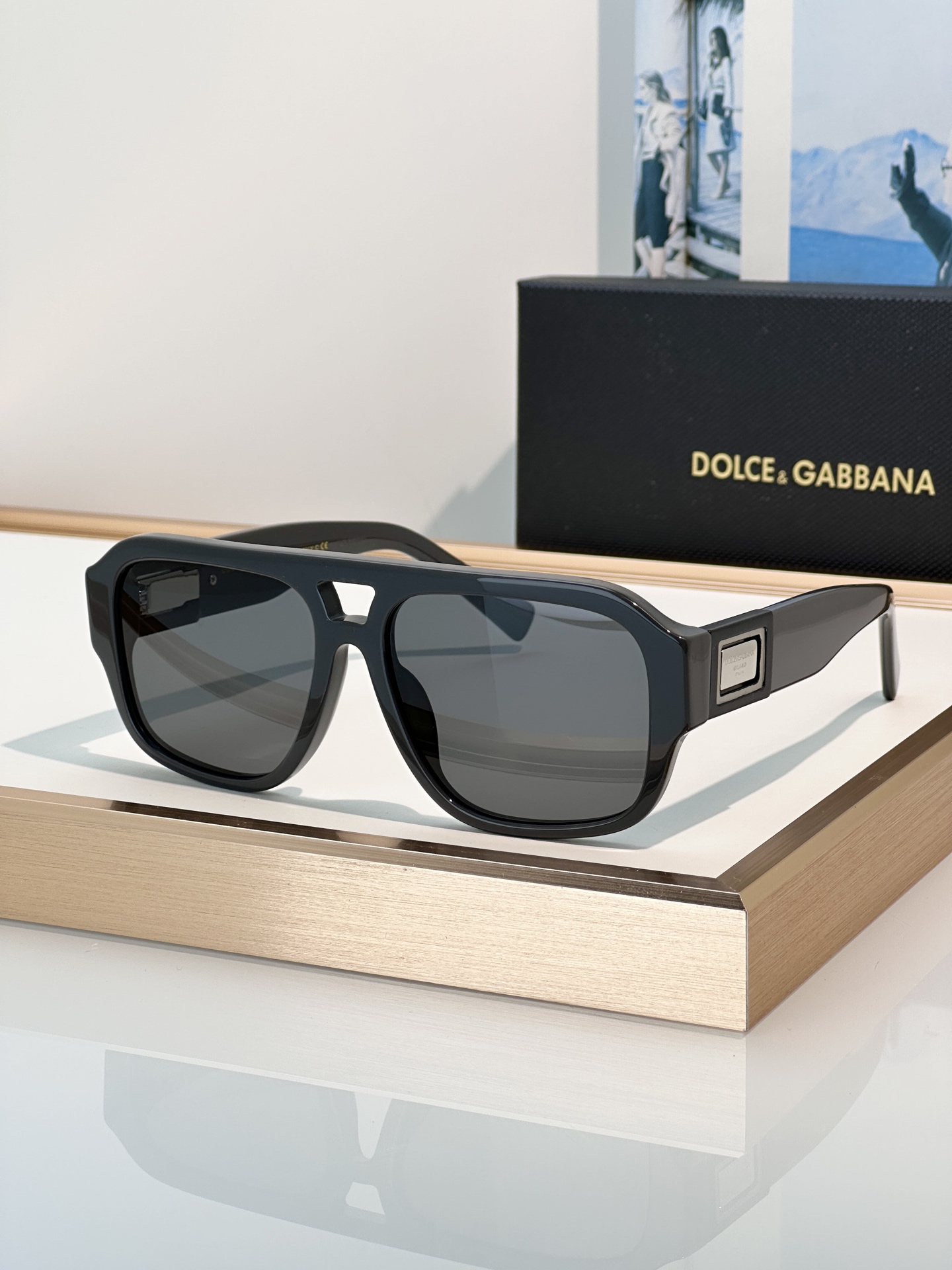 Designer Sunglasses DG4506