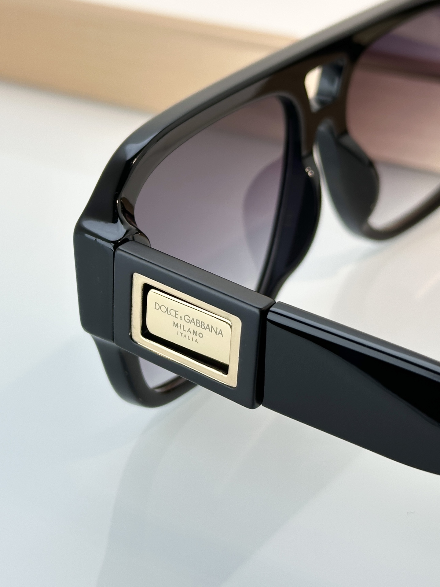 Designer Sunglasses DG4506
