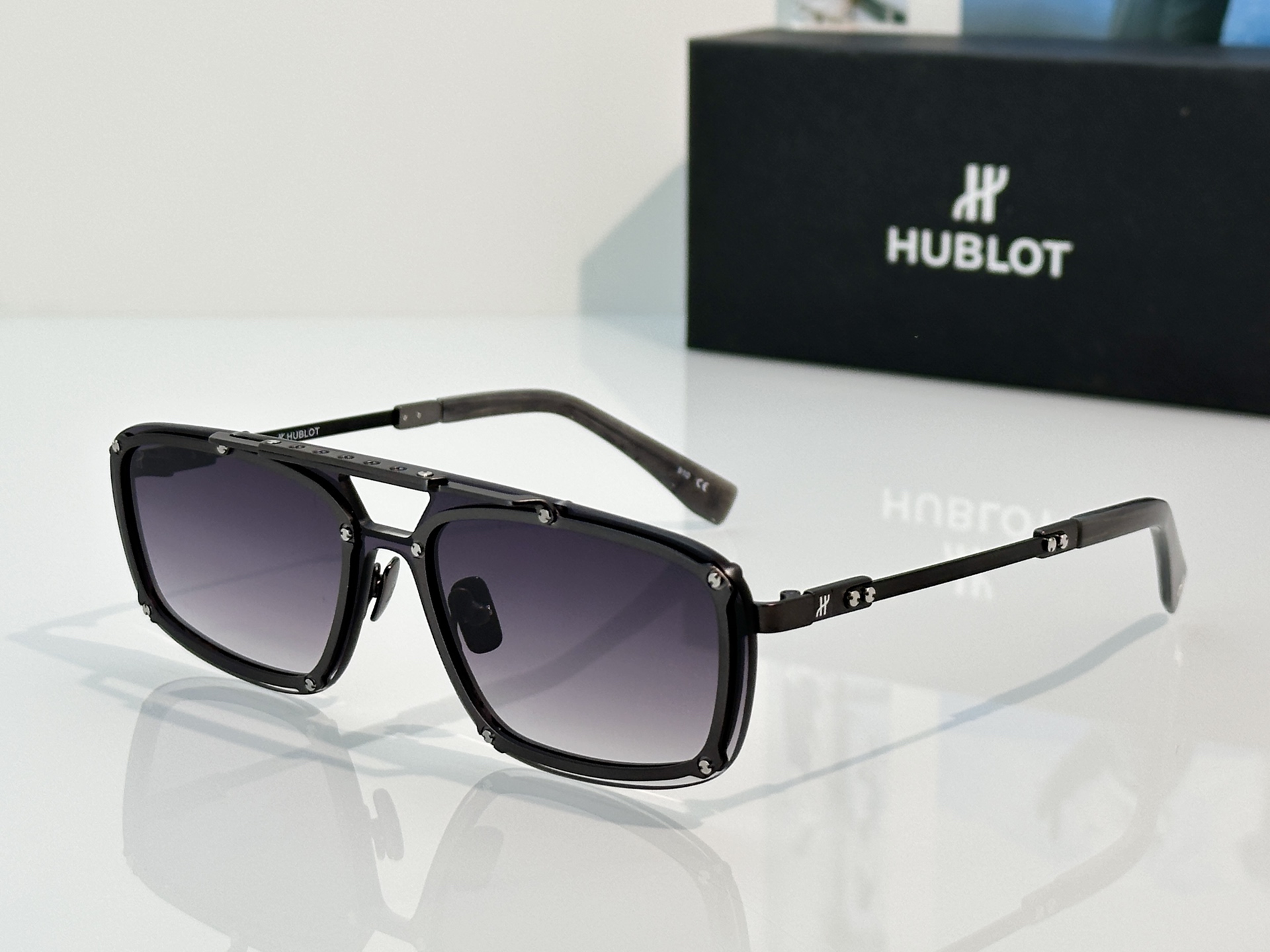 Designer Sunglasses H040