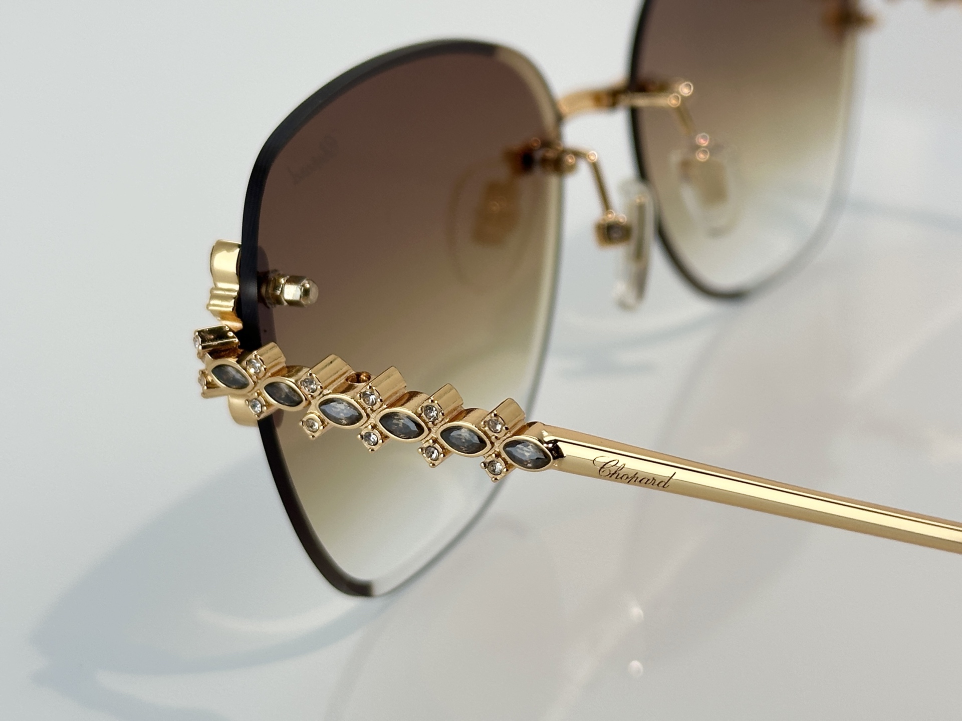 Designer Sunglasses VCH2006
