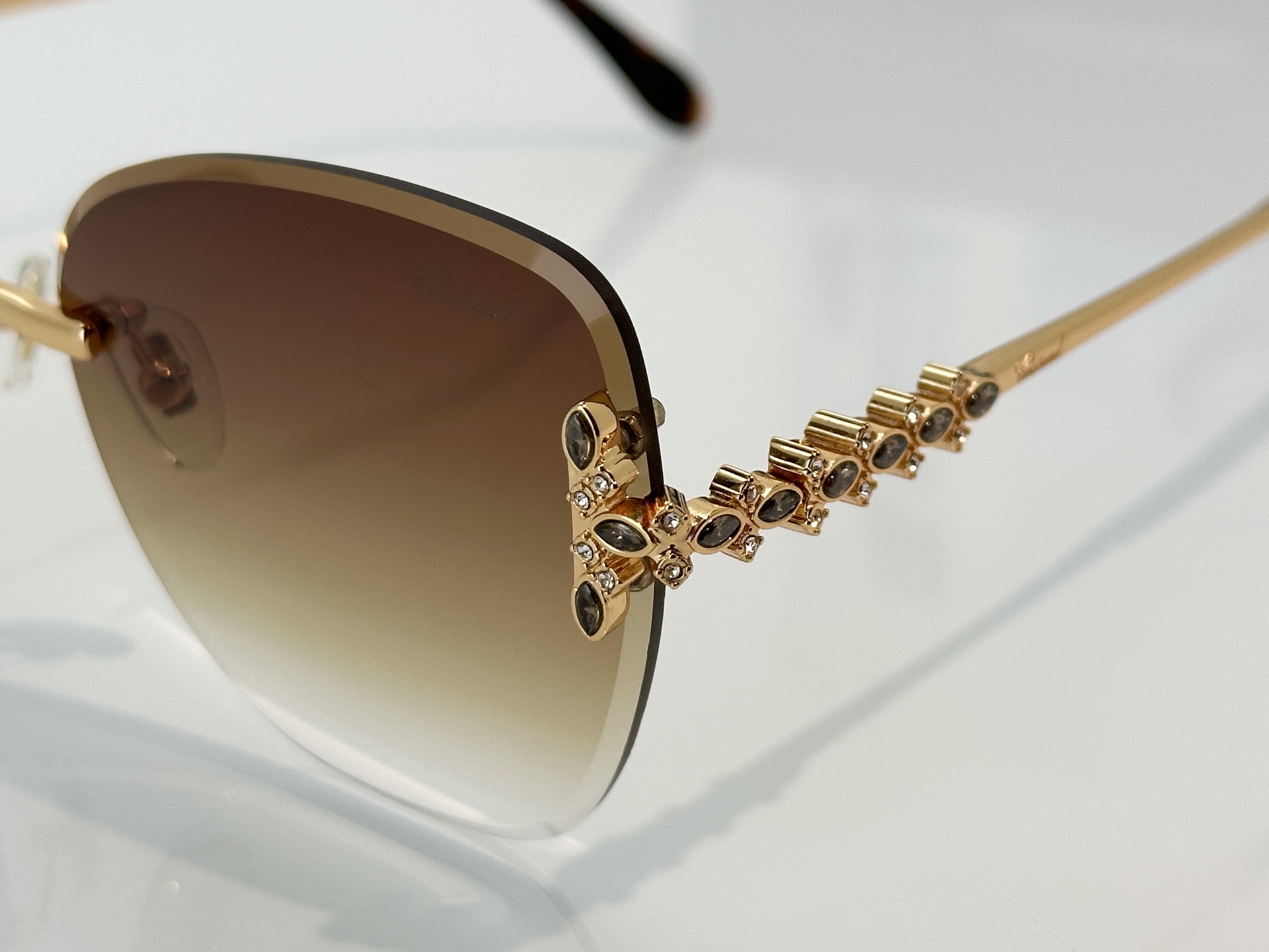 Designer Sunglasses VCH2006