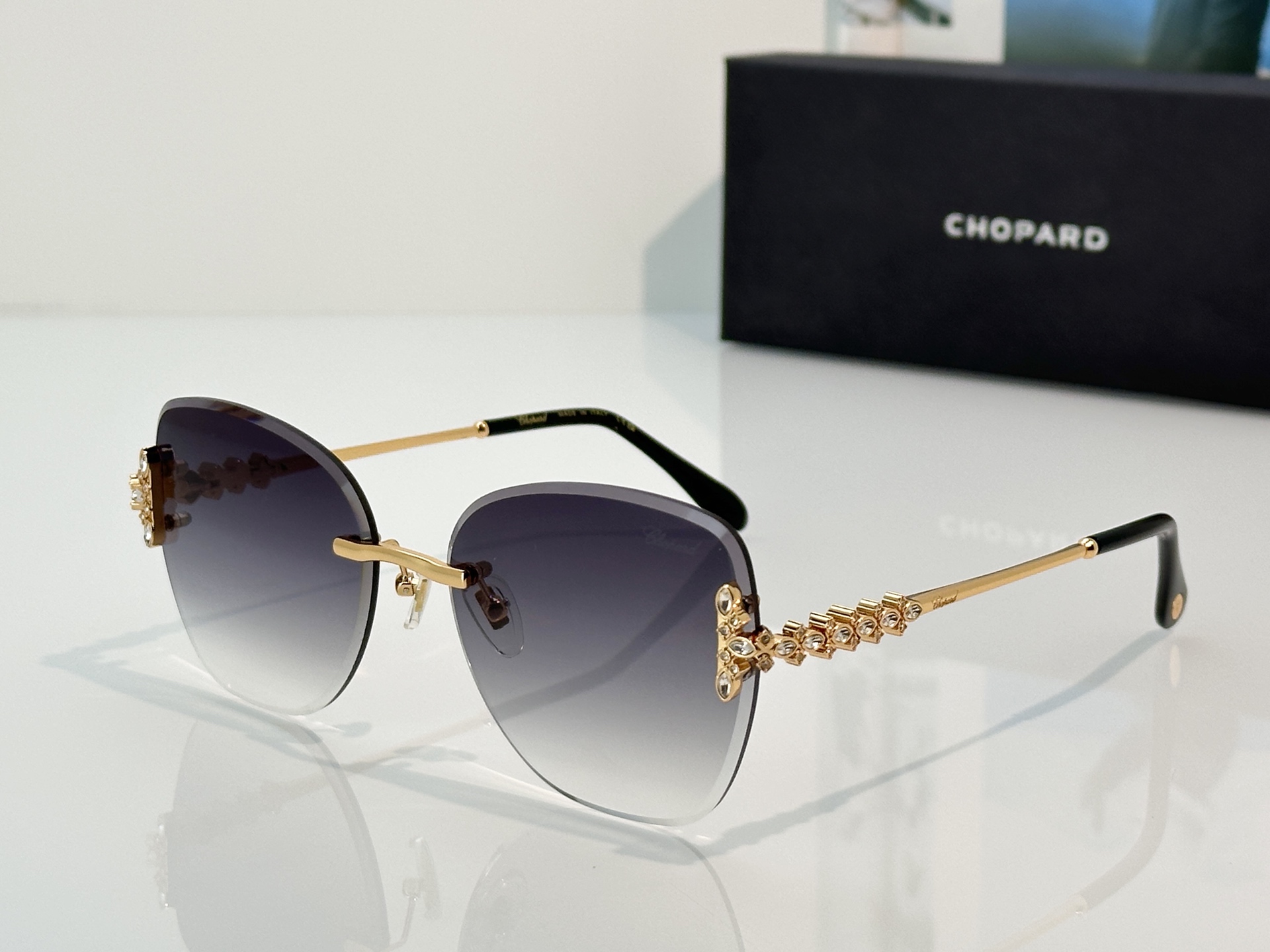 Designer Sunglasses VCH2006