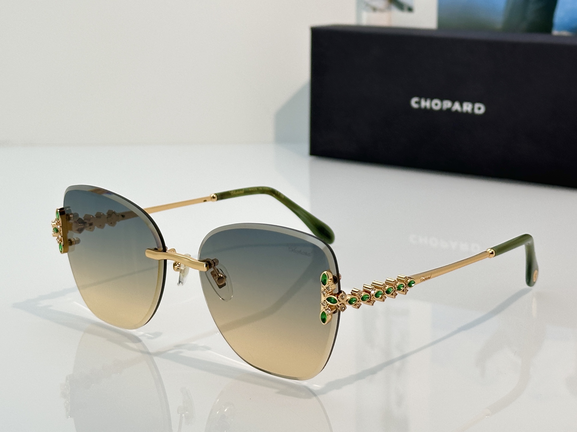 Designer Sunglasses VCH2006