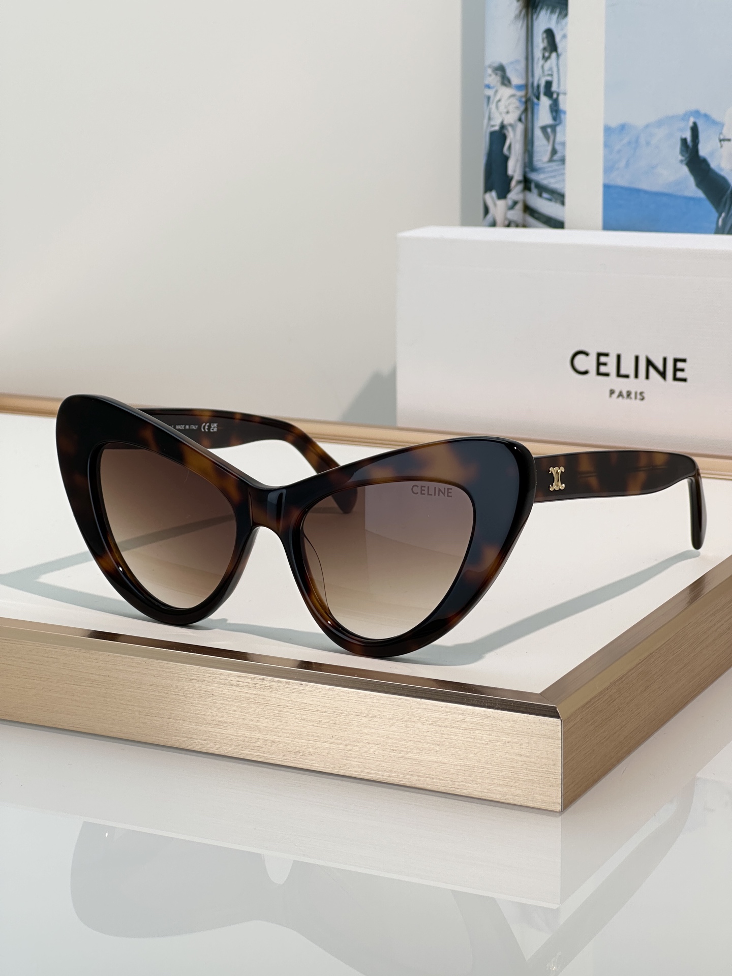 Designer Sunglasses CL40339U