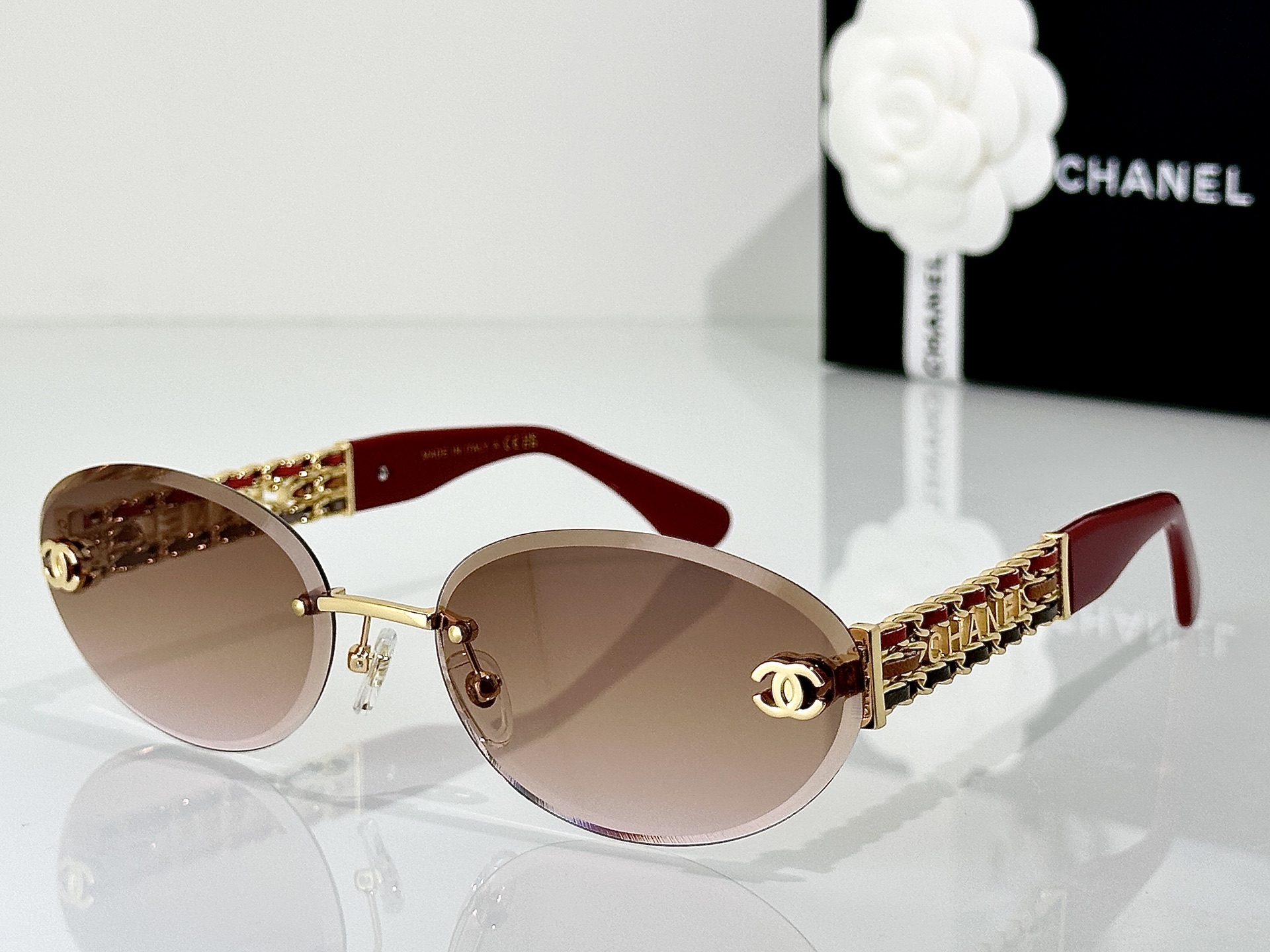 Chanel Sunglasses CH1901Q