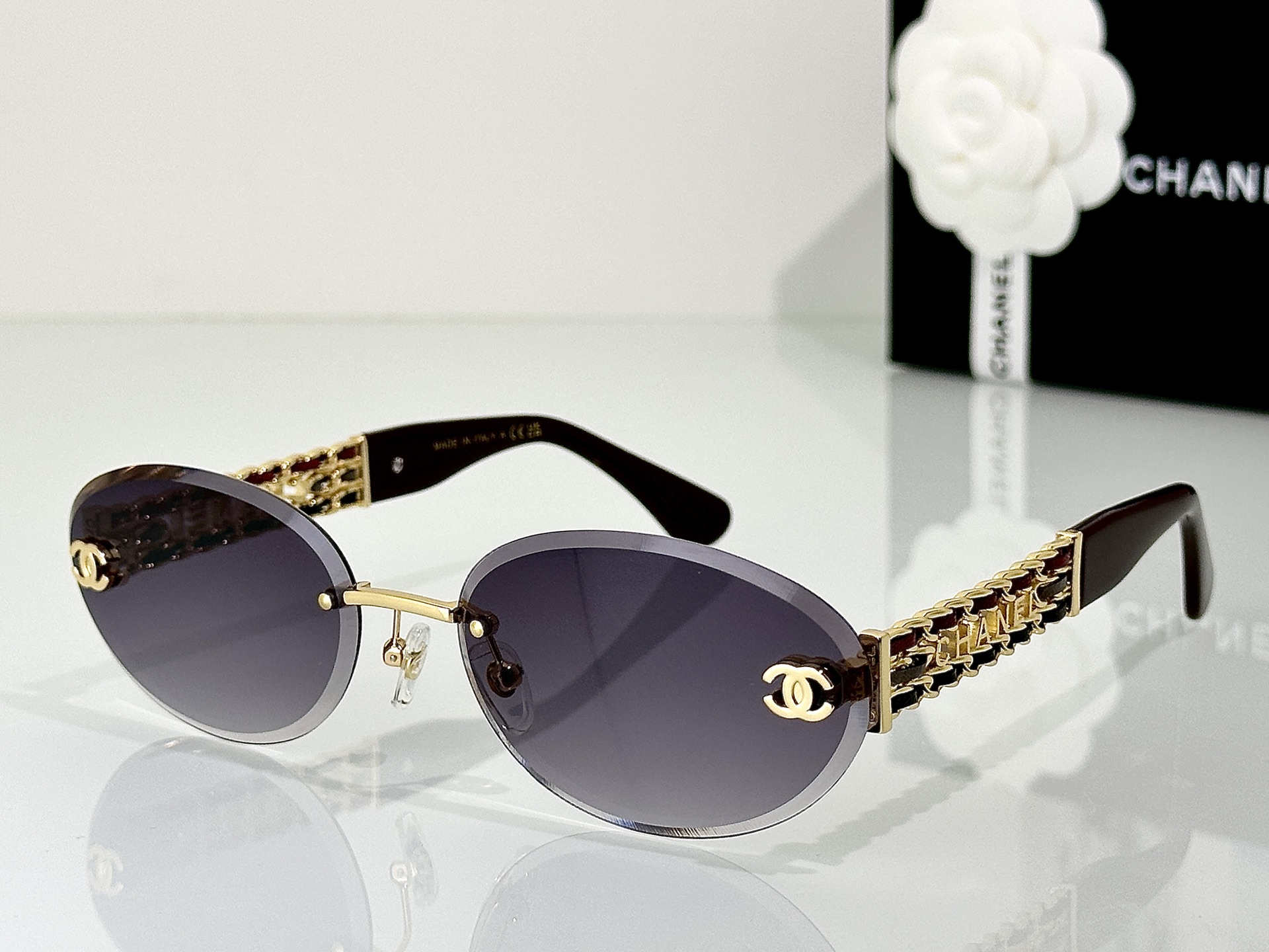 Chanel Sunglasses CH1901Q