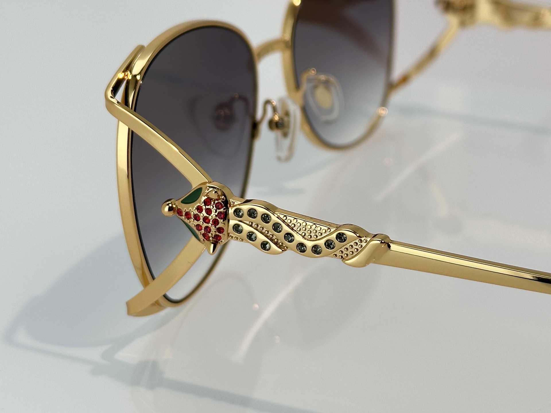 Designer Sunglasses CT02287O