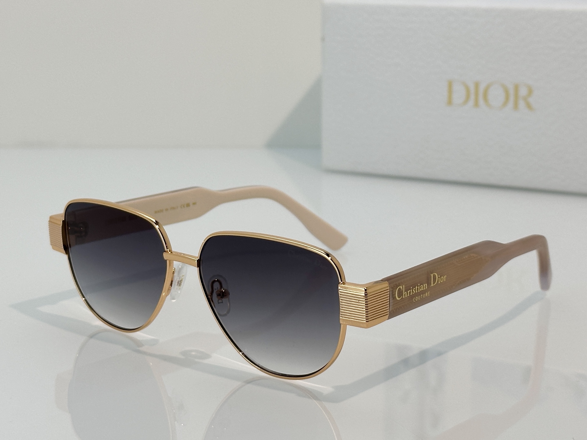 Designer Sunglasses DSGTA55UCR