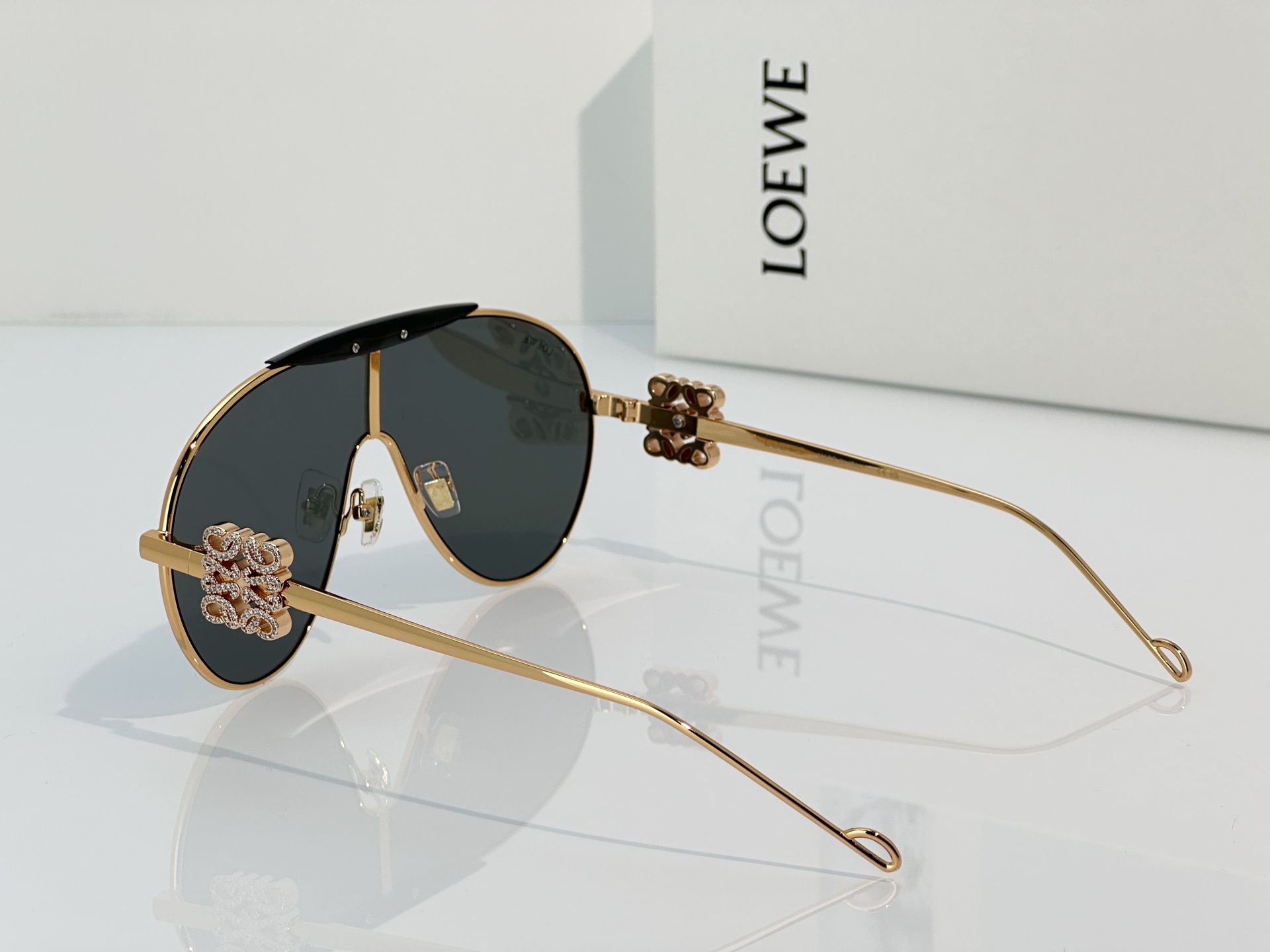 Designer Sunglasses LW1736LS