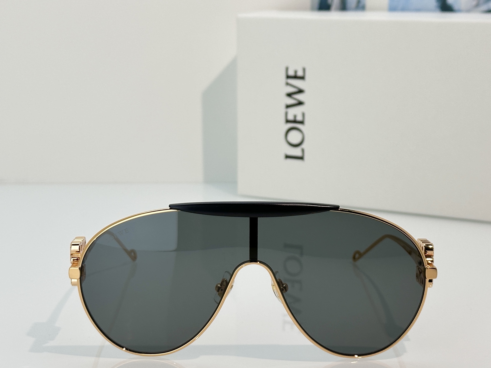 Designer Sunglasses LW1736LS