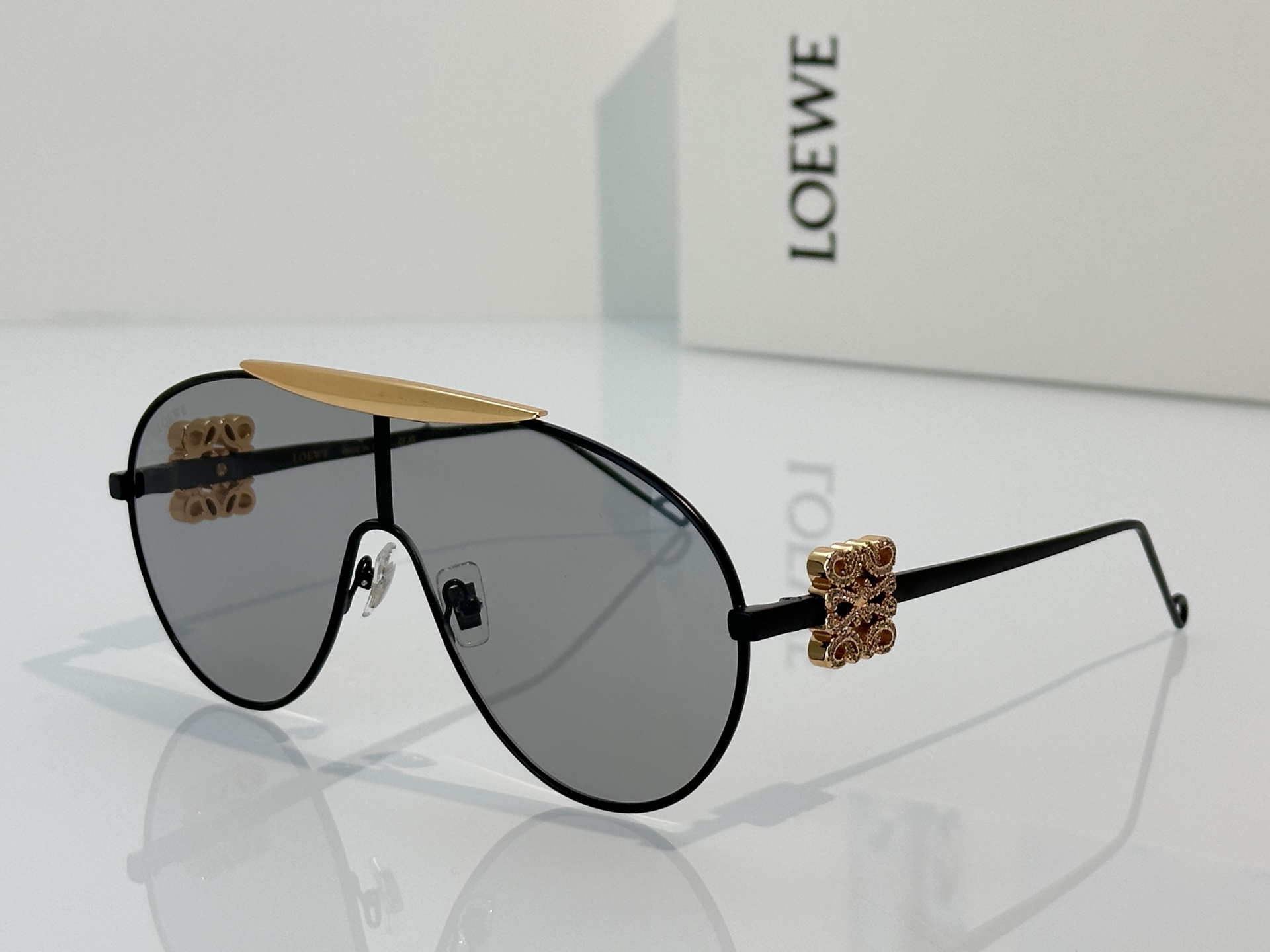 Designer Sunglasses LW1736LS
