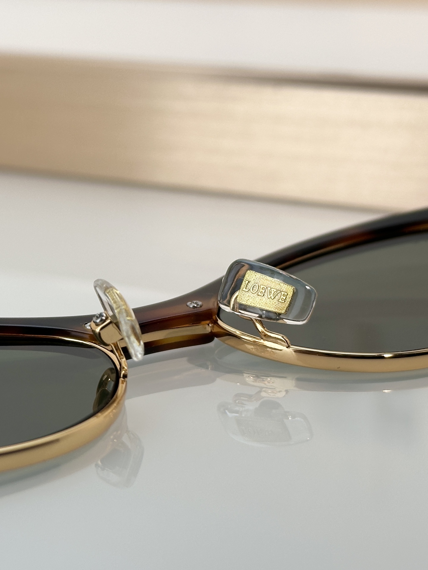 Designer Sunglasses LW1738LS