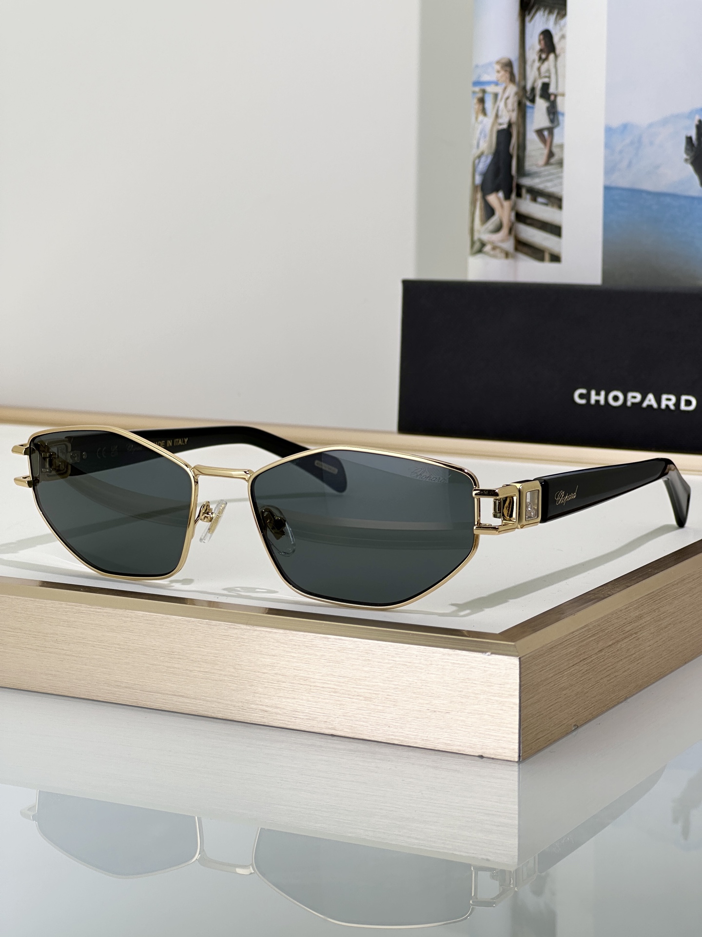 Designer Sunglasses SCHM13S