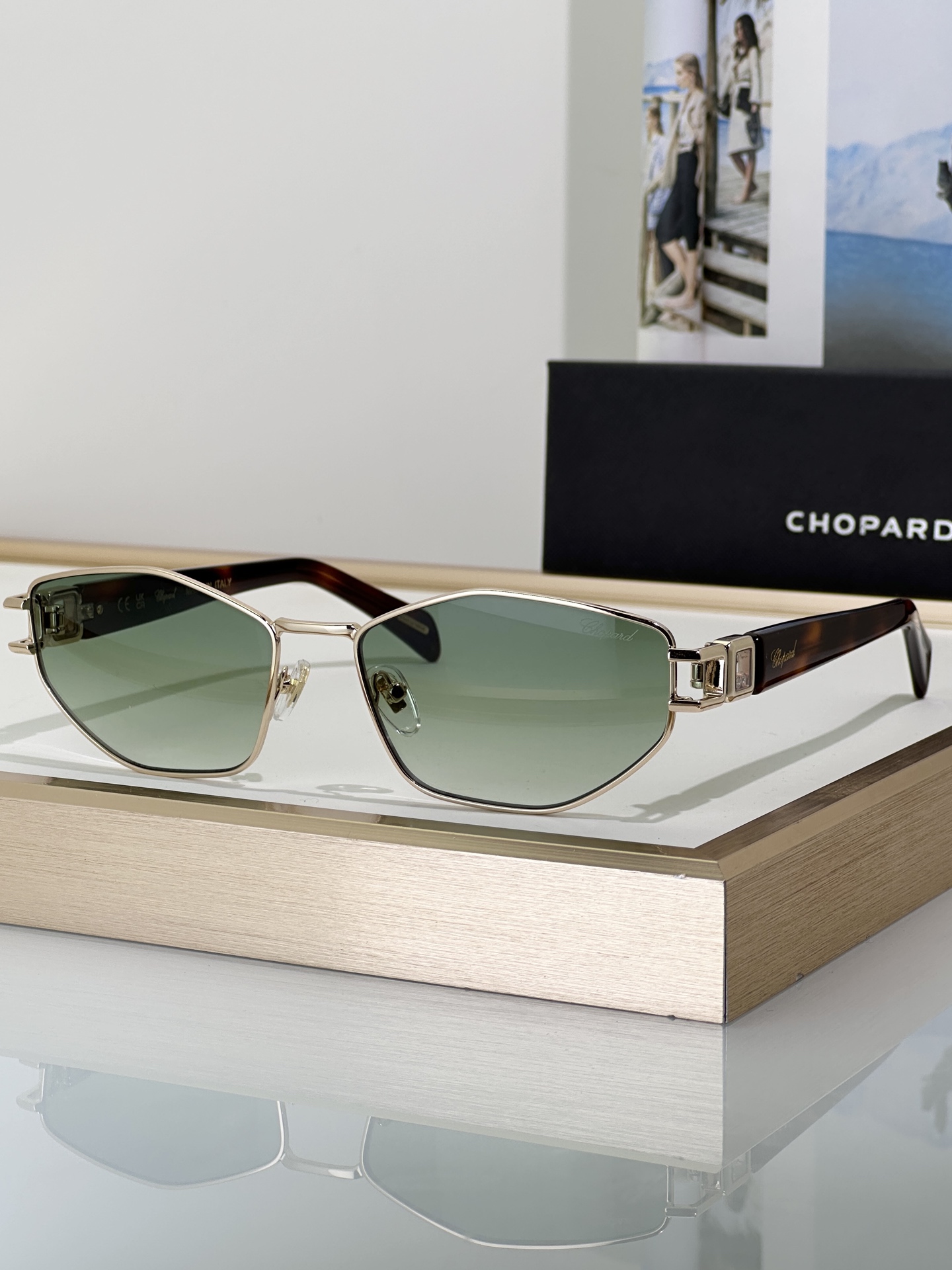 Designer Sunglasses SCHM13S