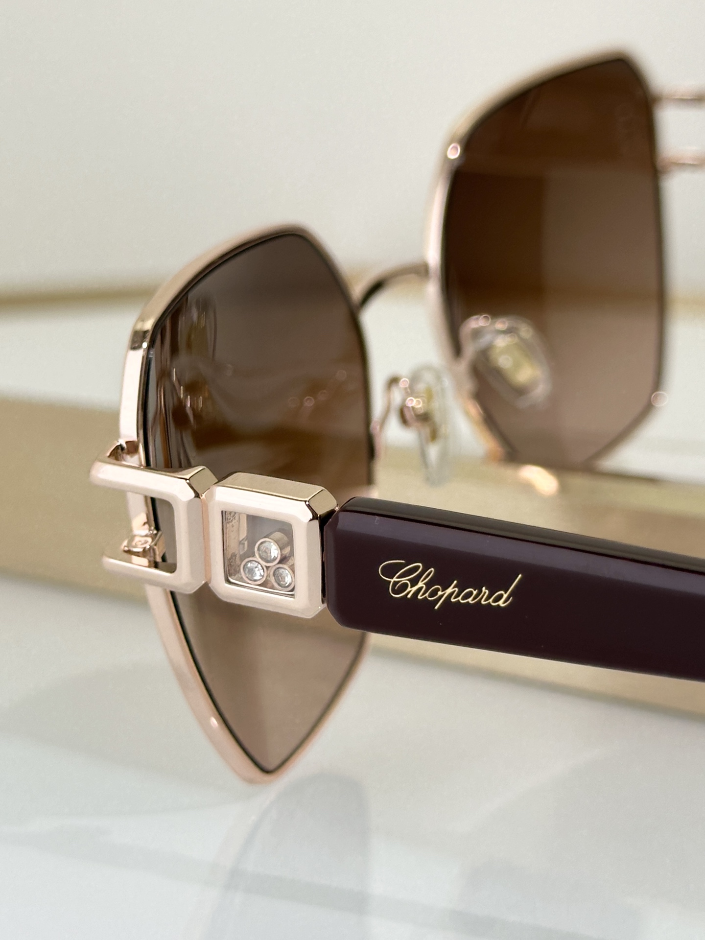 Designer Sunglasses SCHM22S
