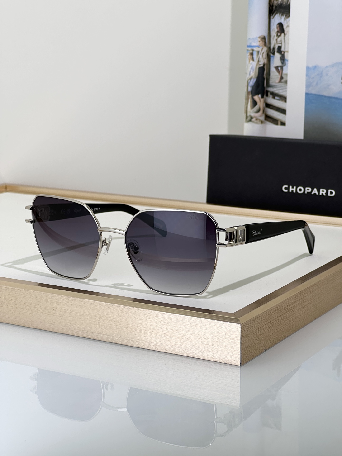 Designer Sunglasses SCHM22S