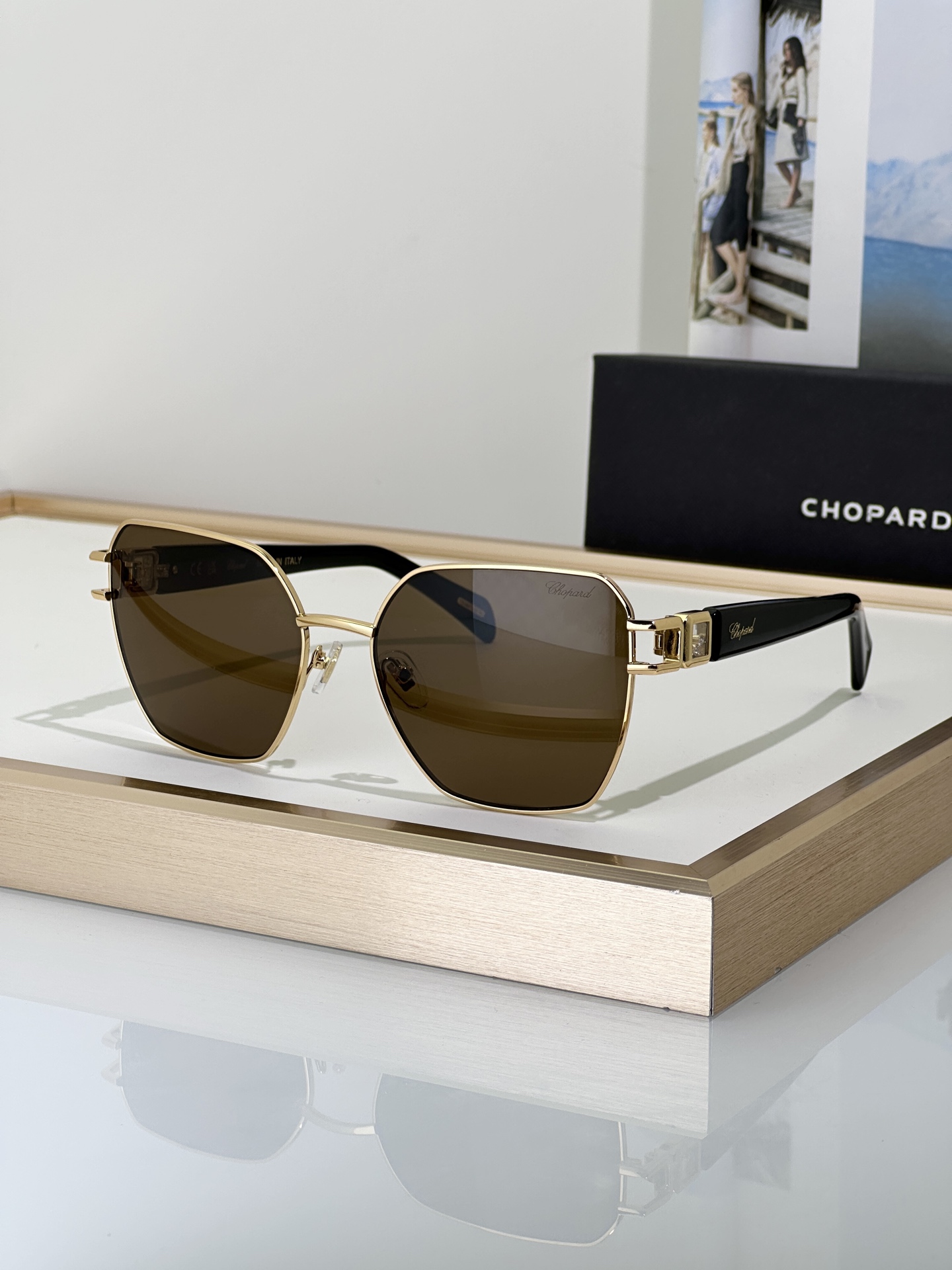 Designer Sunglasses SCHM22S