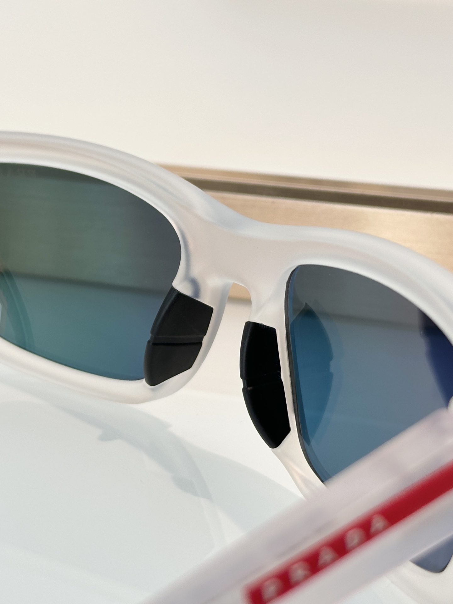 Designer Sunglasses SPS