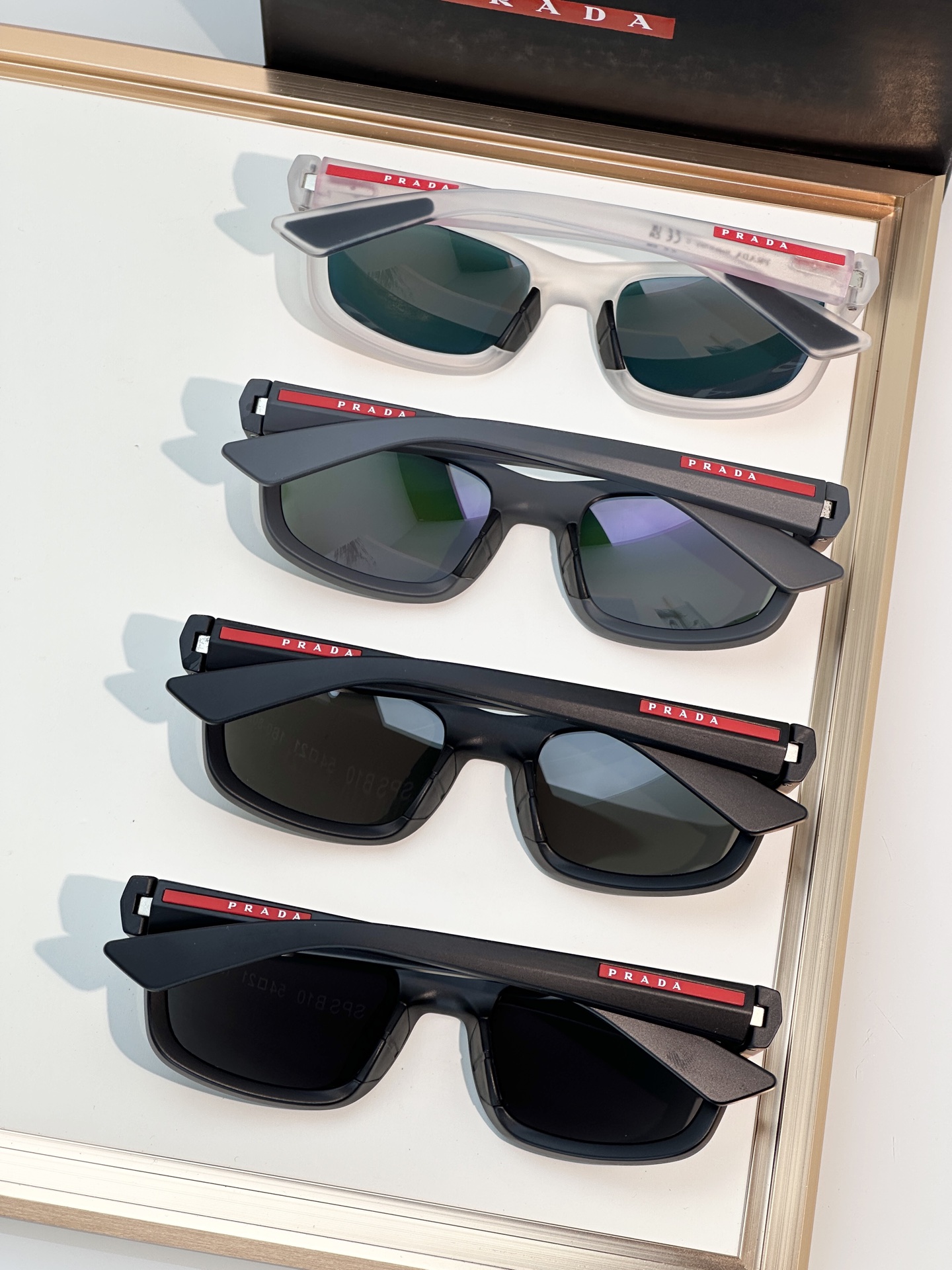 Designer Sunglasses SPS